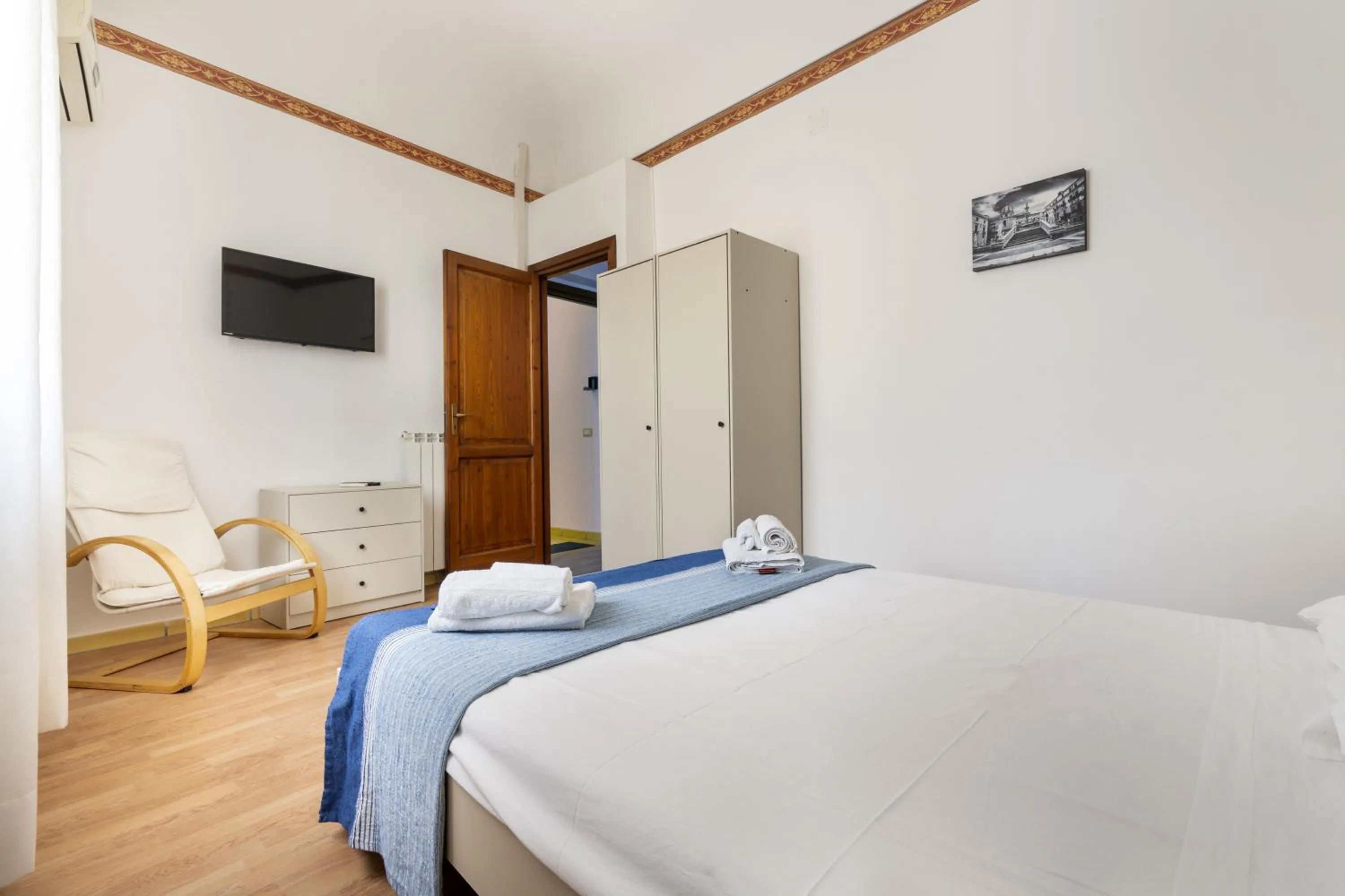 Bed in Porta Carini Residence