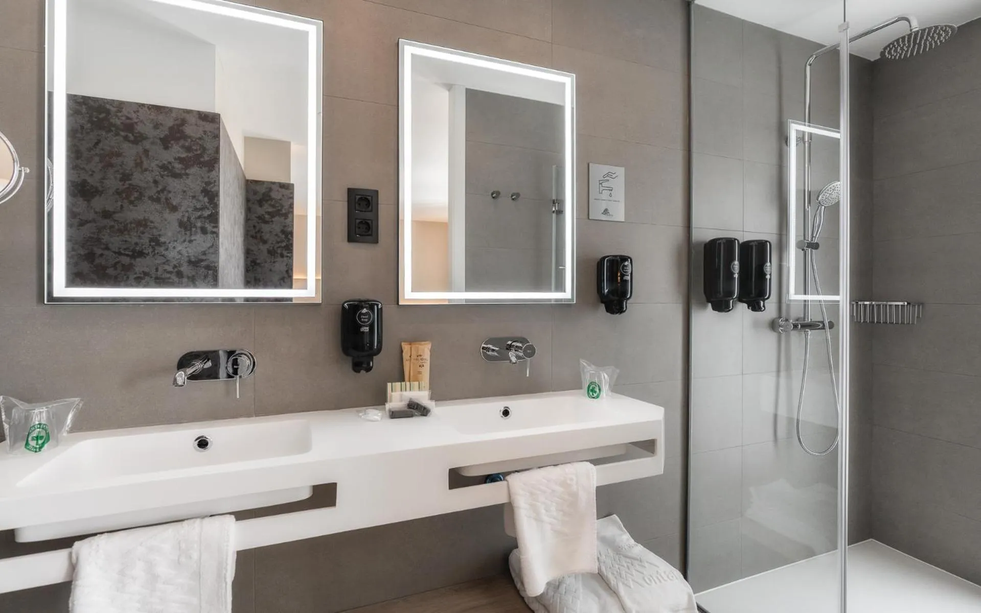 Bathroom in Hotel Montarto