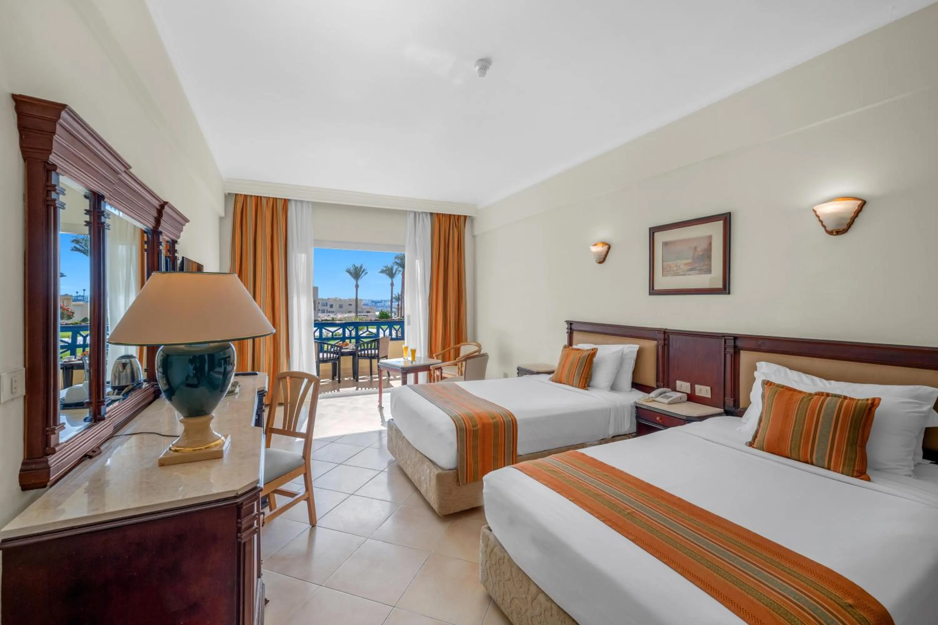 Photo of the whole room, Bed in Grand Oasis Resort