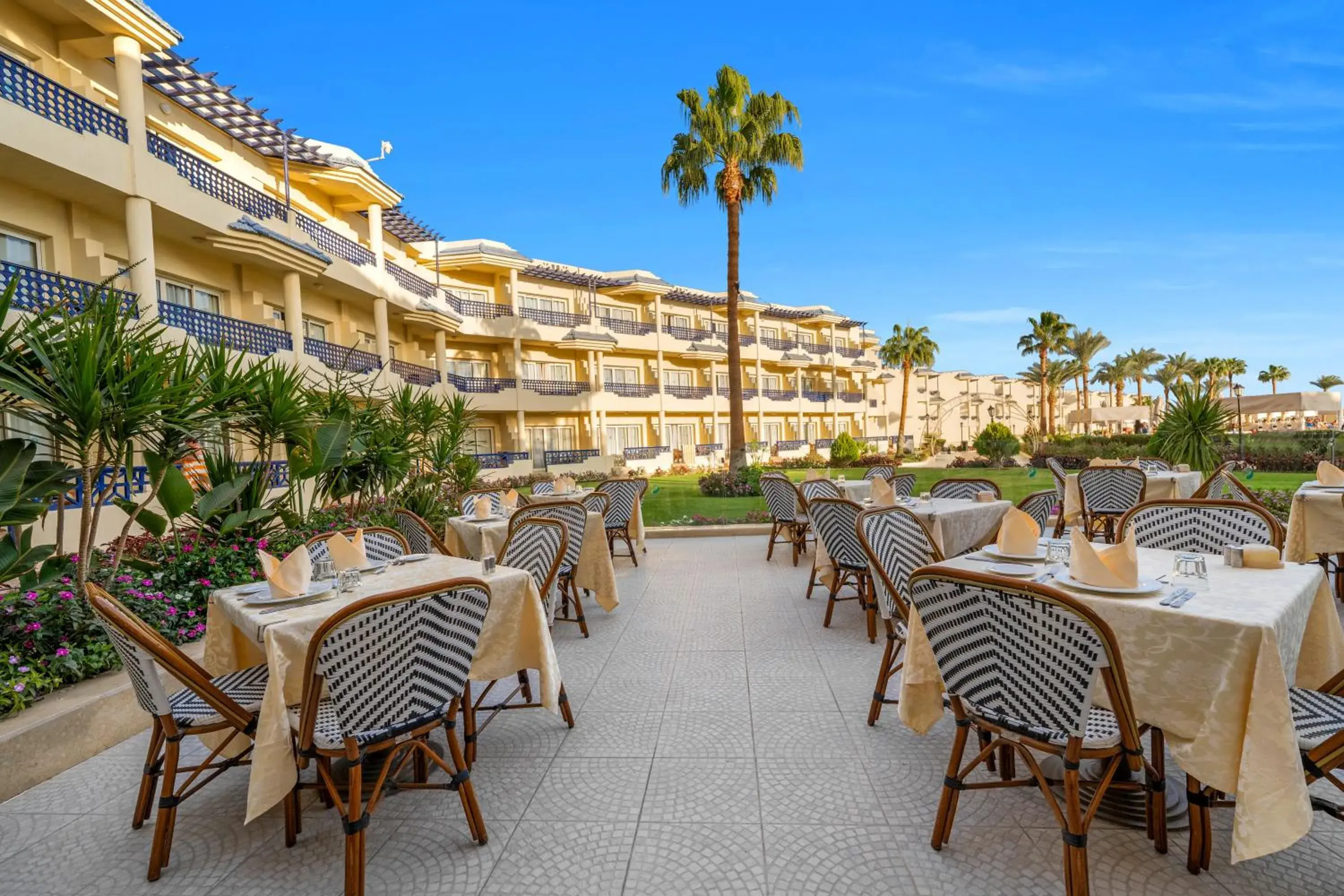 Restaurant/places to eat in Grand Oasis Resort Restaurant/places to eat in Grand Oasis Resort