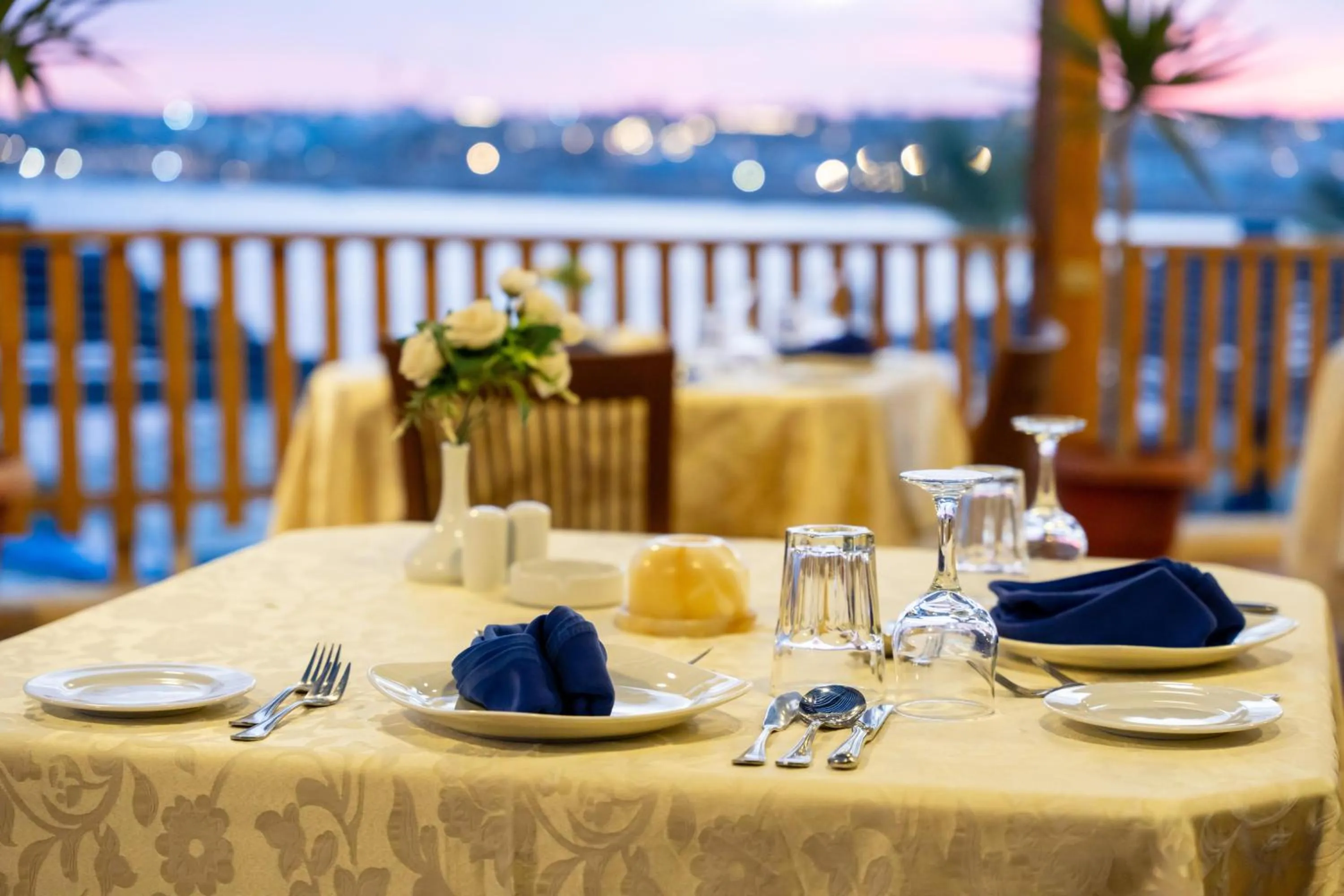 Restaurant/places to eat in Grand Oasis Resort