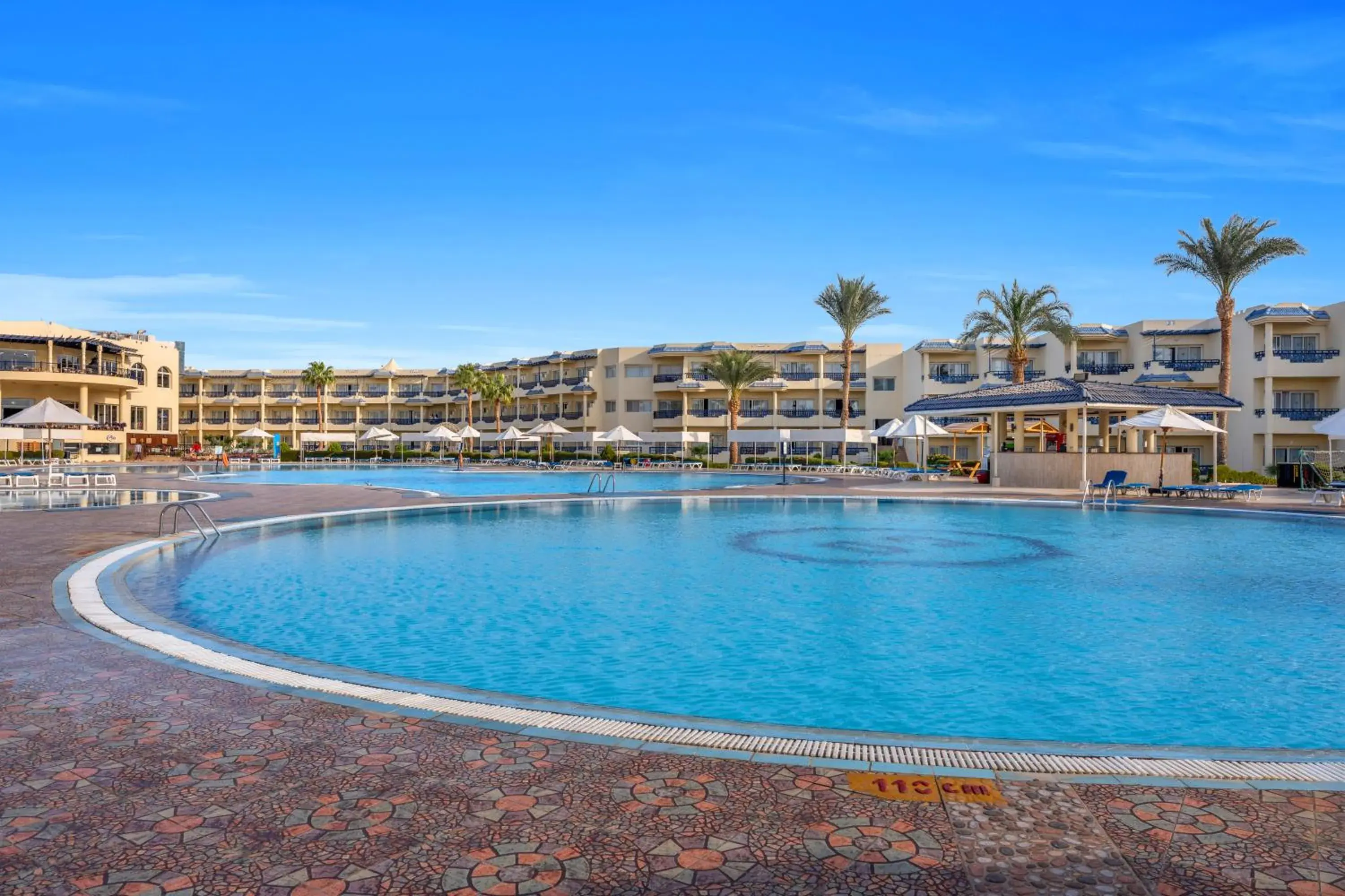 Pool view in Grand Oasis Resort Pool view in Grand Oasis Resort