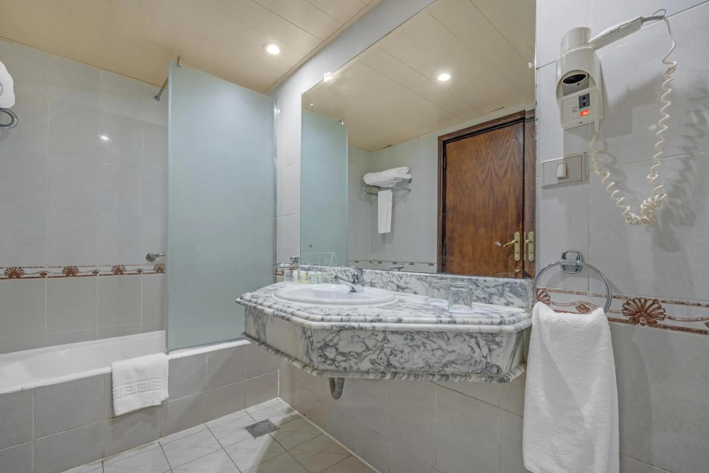 Bathroom in Grand Oasis Resort