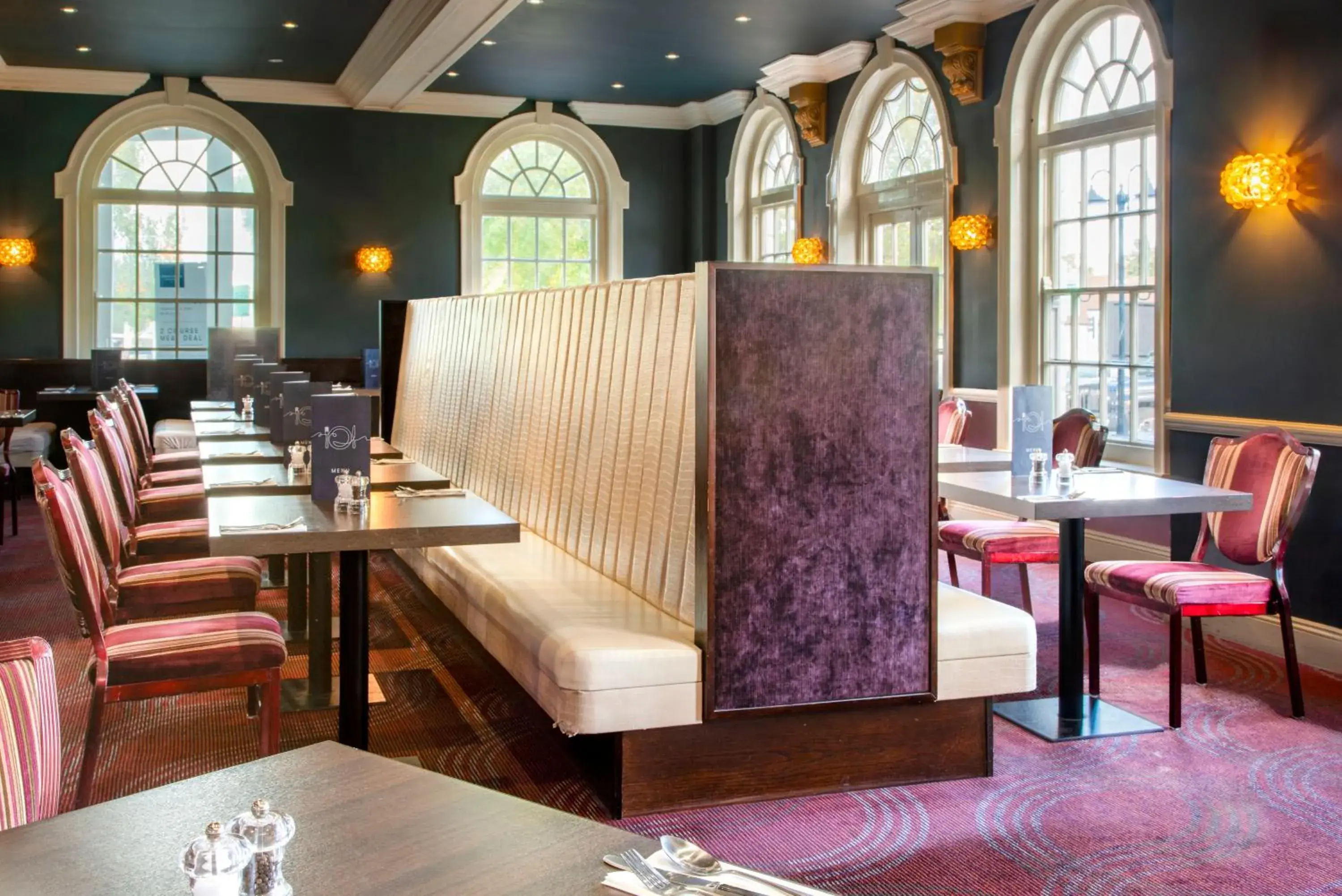 Restaurant/places to eat in London Croydon Aerodrome Hotel, BW Signature Collection Restaurant/places to eat in London Croydon Aerodrome Hotel, BW Signature Collection