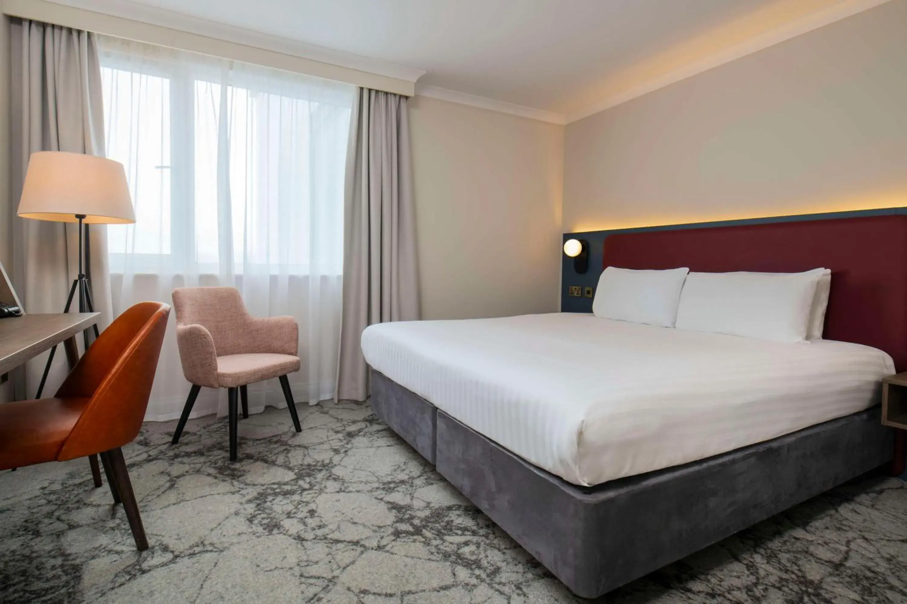 Bedroom, Bed in London Croydon Aerodrome Hotel, BW Signature Collection Bedroom, Bed in London Croydon Aerodrome Hotel, BW Signature Collection