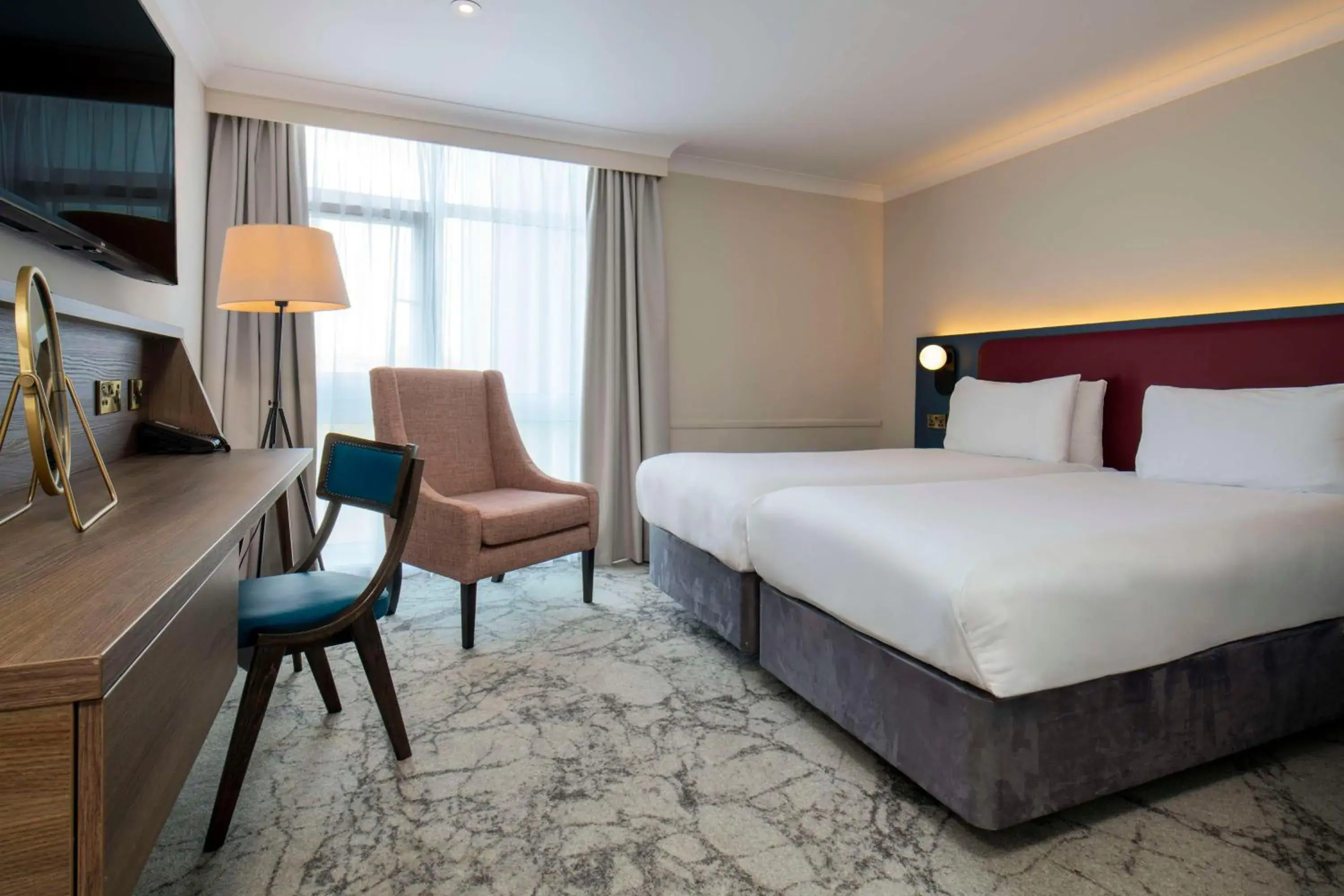 Bedroom, Bed in London Croydon Aerodrome Hotel, BW Signature Collection Bedroom, Bed in London Croydon Aerodrome Hotel, BW Signature Collection