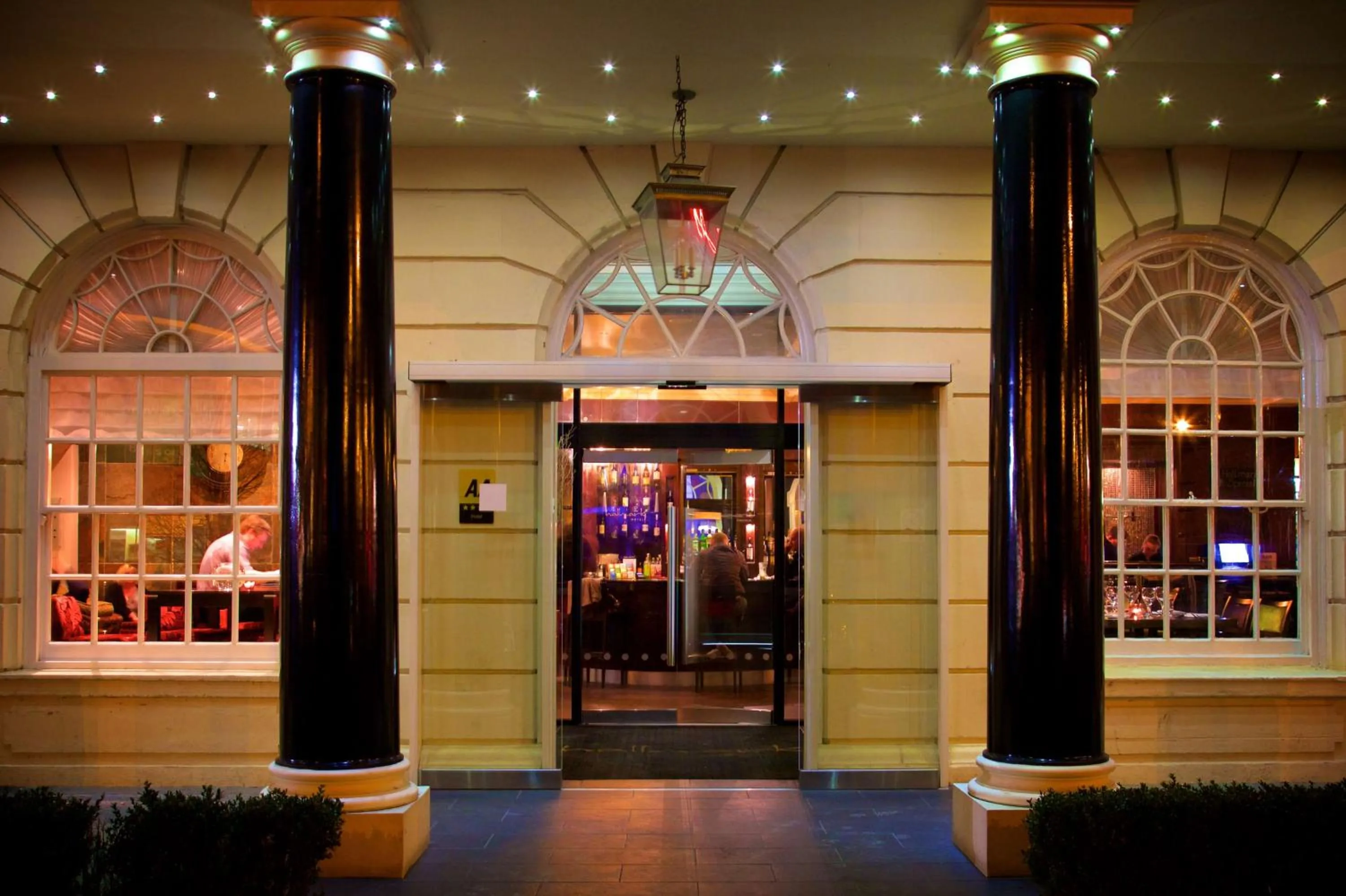 Property building in London Croydon Aerodrome Hotel, BW Signature Collection