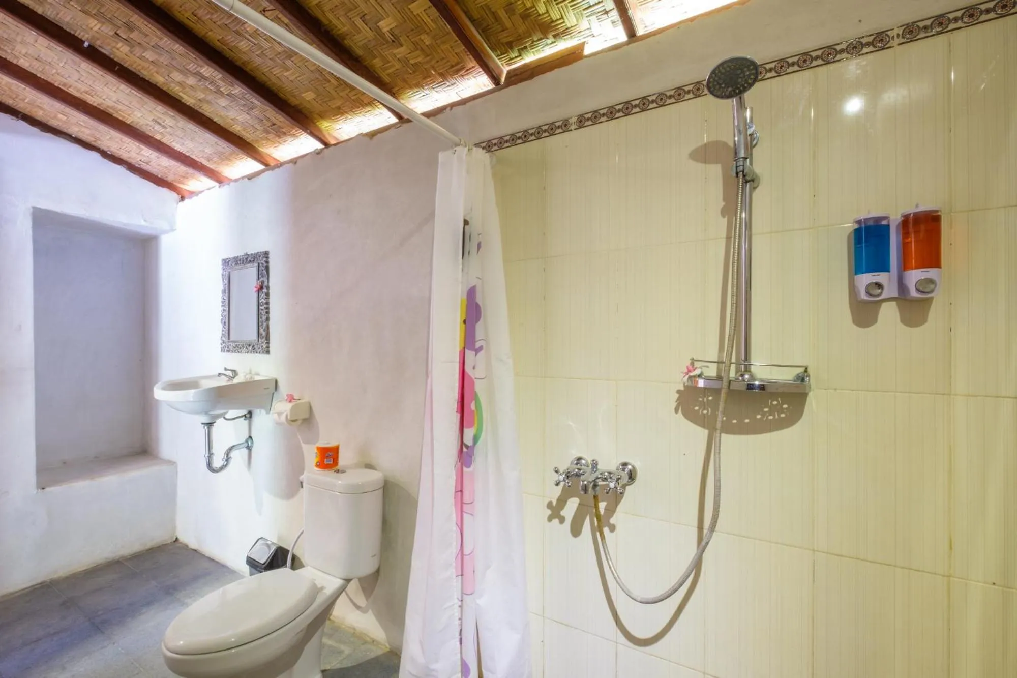 Crystal Bay Bungalows