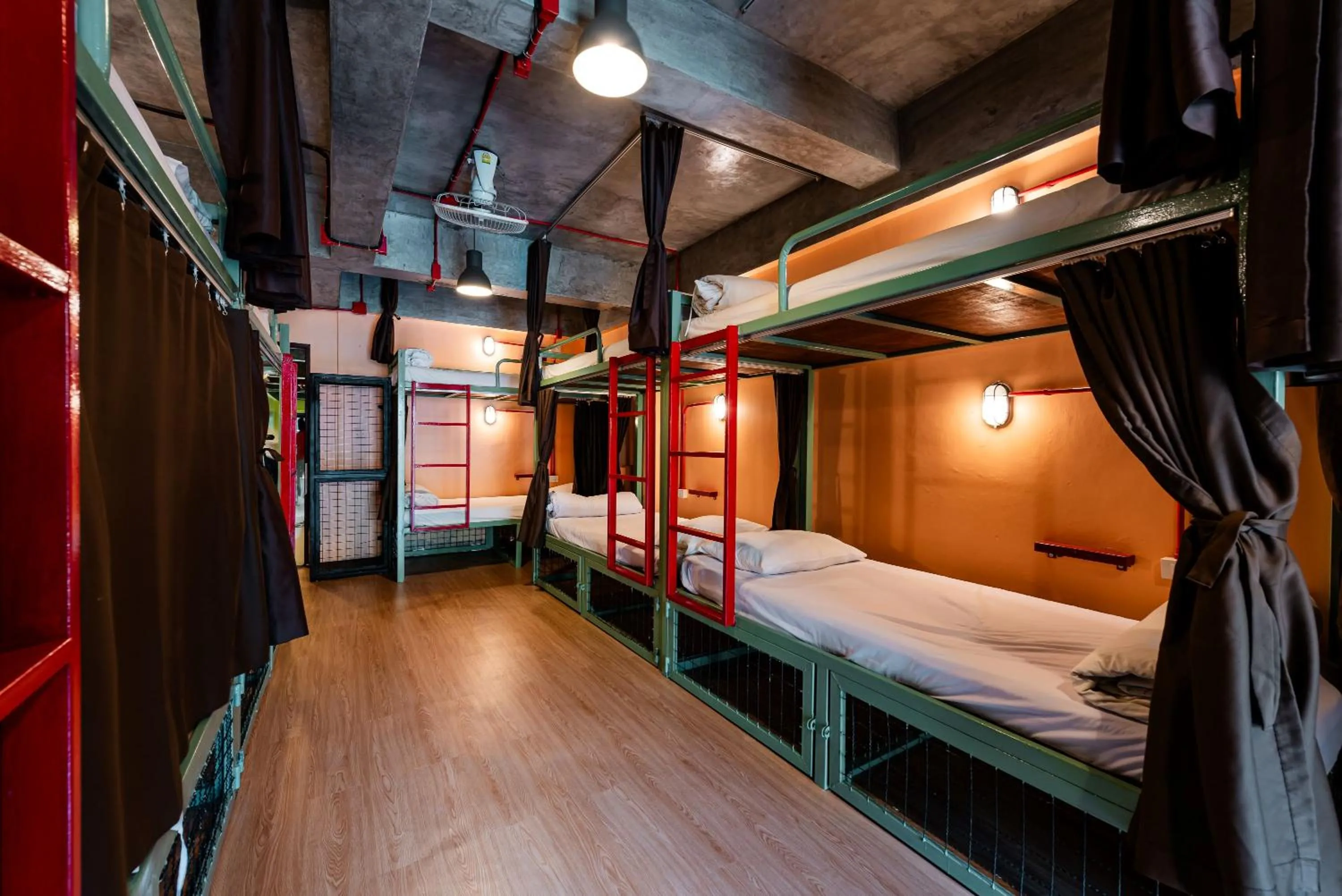 Bedroom, Bed in Sleeper Hostel