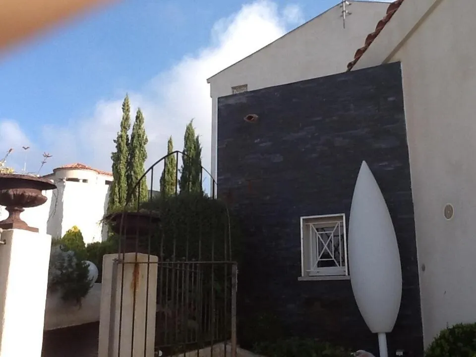 Decorative detail in La Villa Blanche