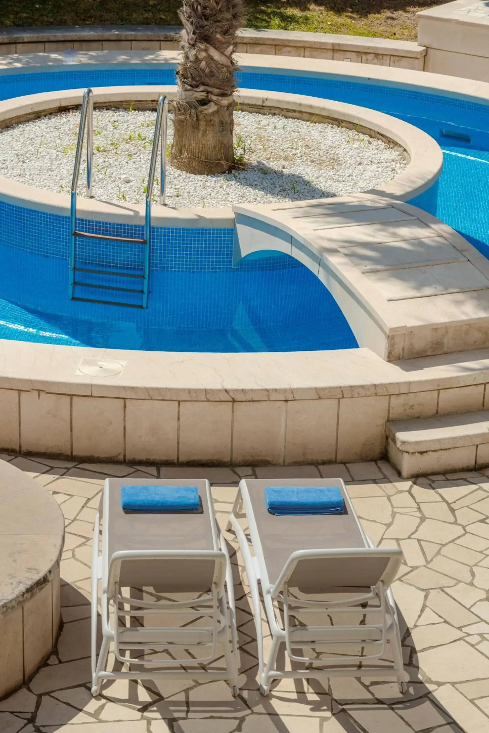 sunbed in Boutique Villa Filaus sunbed in Boutique Villa Filaus