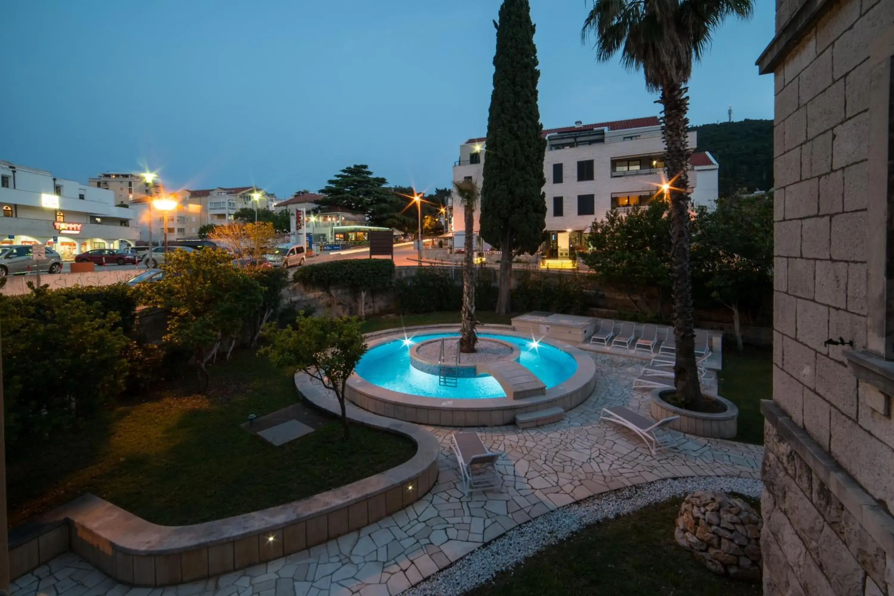 Pool View in Villa Filaus B&B