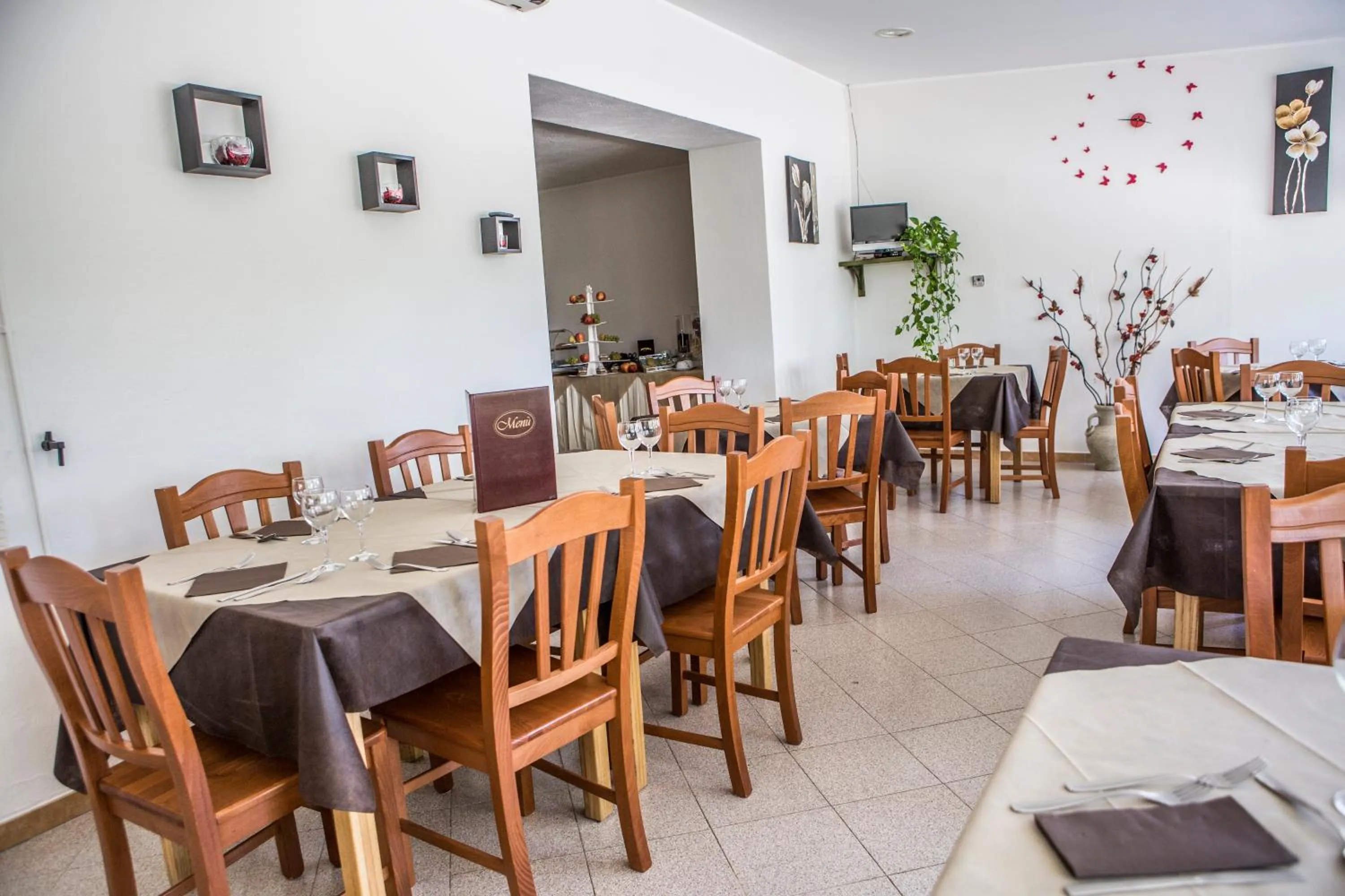 Restaurant/places to eat in Il Calabriano Residence