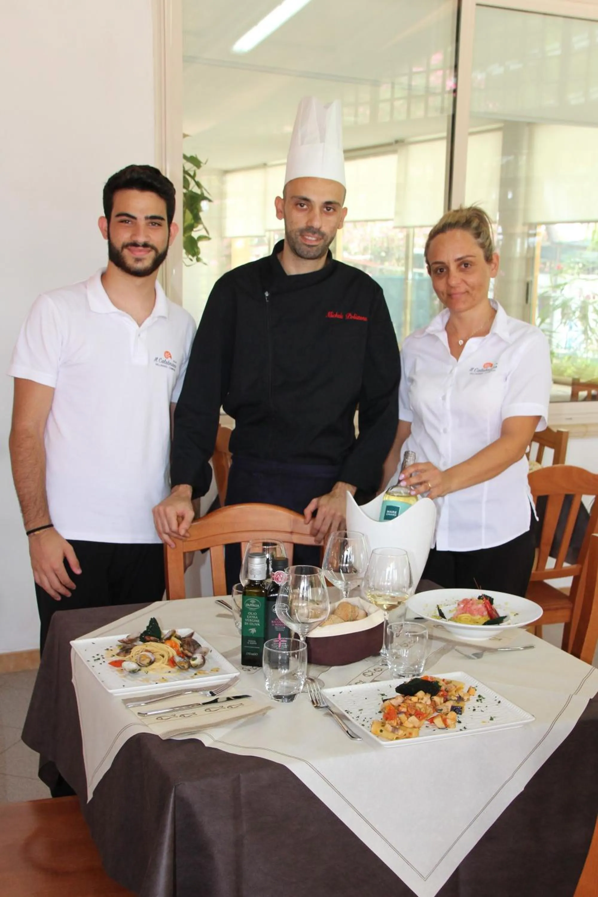 Restaurant/places to eat in Il Calabriano Residence