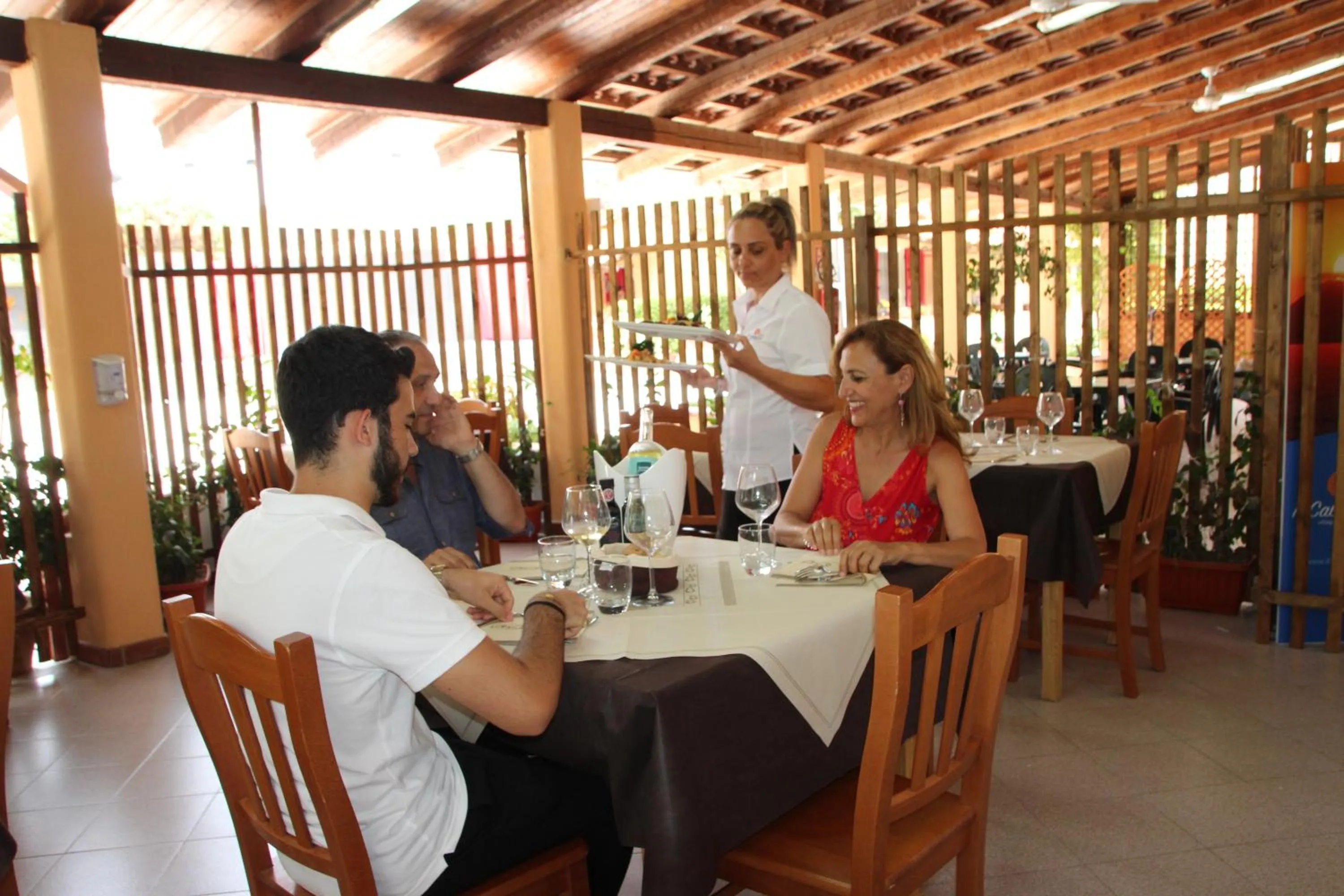 Restaurant/places to eat in Il Calabriano Residence