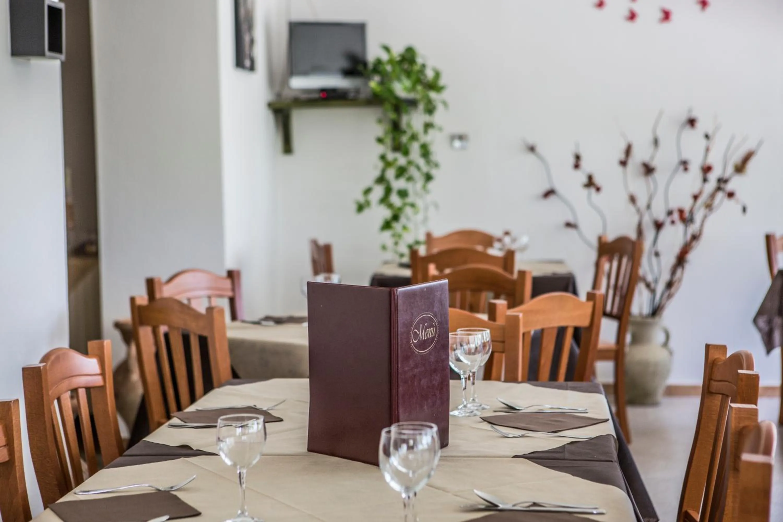 Restaurant/places to eat in Il Calabriano Residence