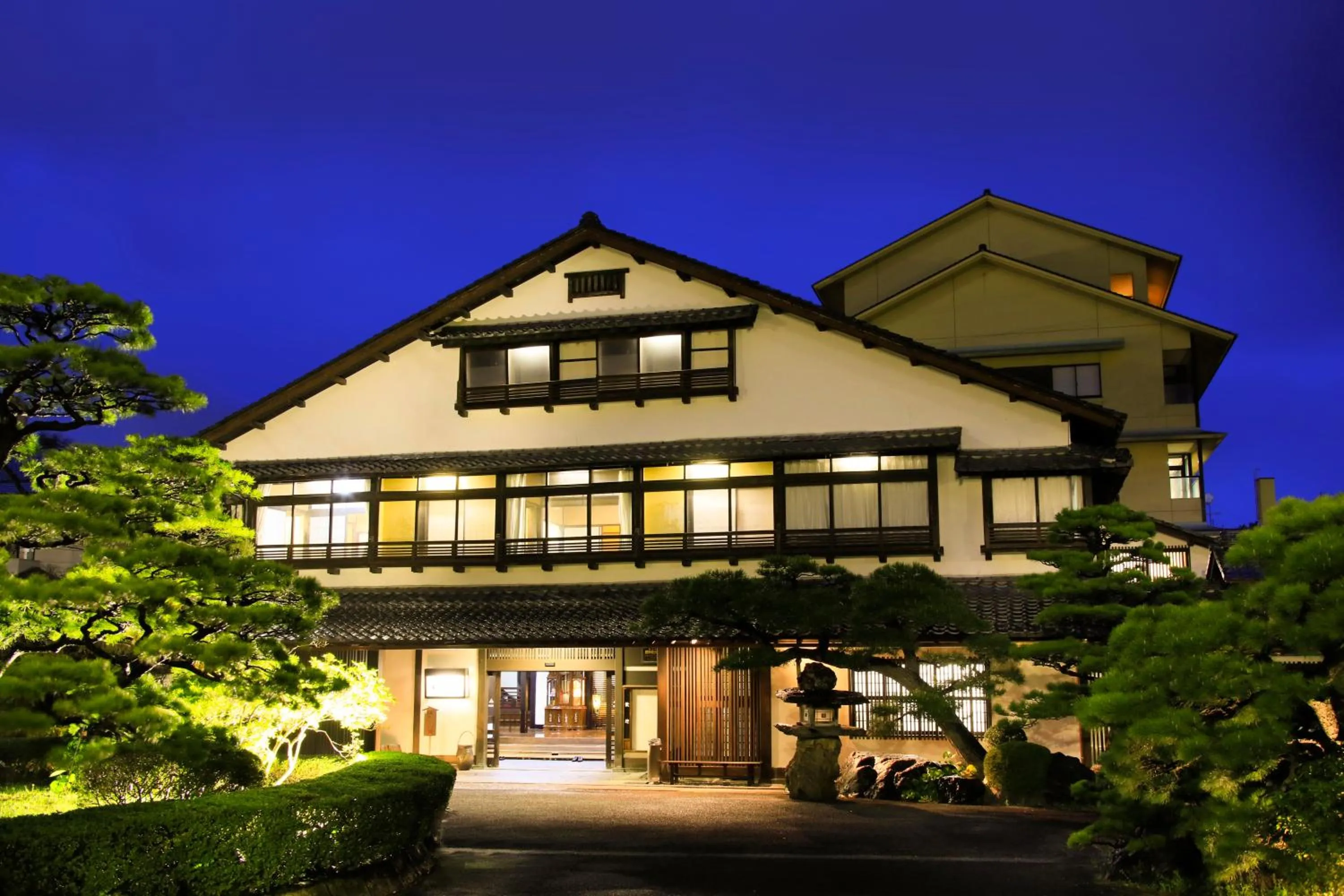 Property building in Kaike Fuga