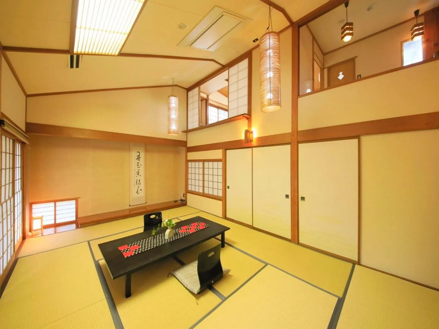 Photo of the whole room in Kaike Fuga