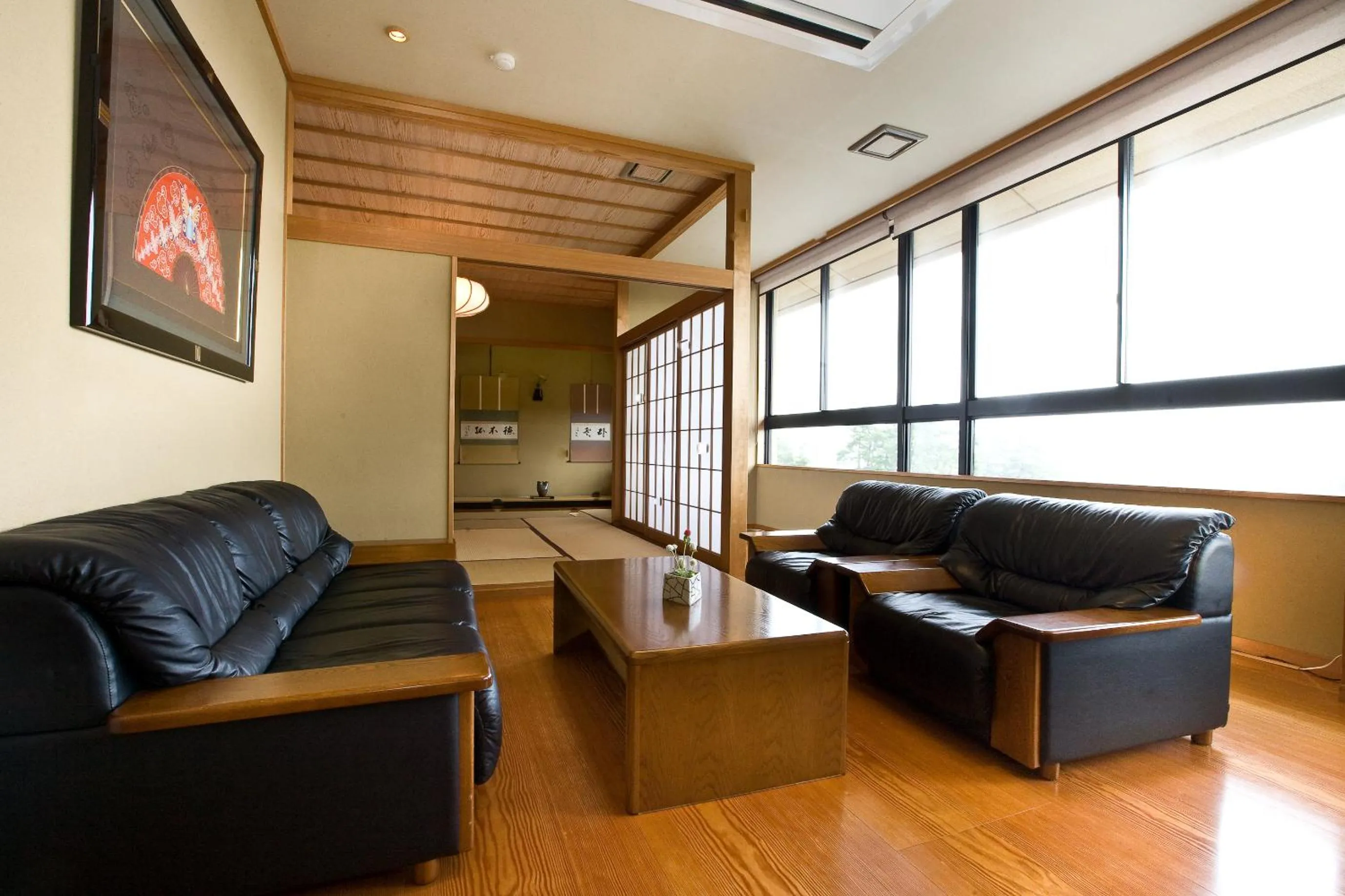 Photo of the whole room in Kaike Fuga