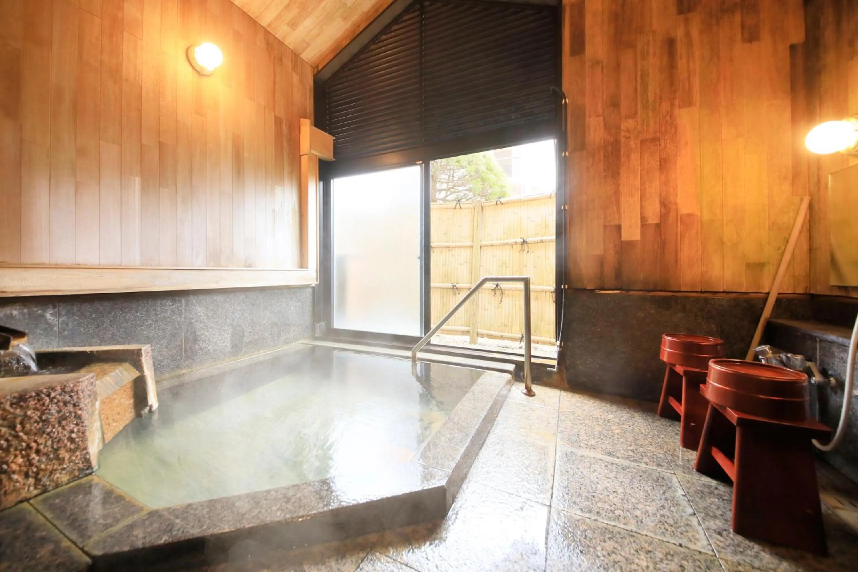 Hot Spring Bath in Kaike Fuga