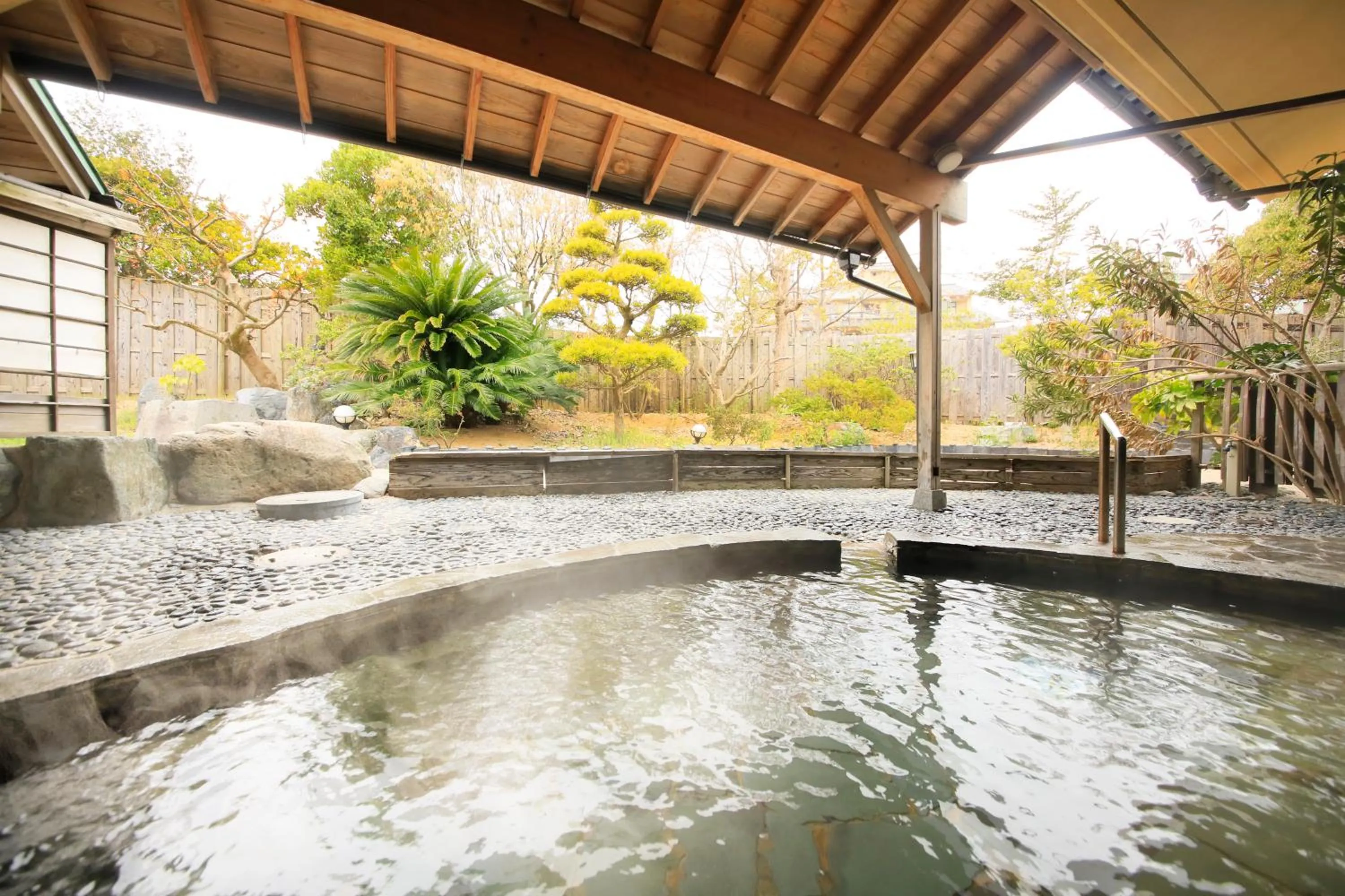 Hot Spring Bath in Kaike Fuga
