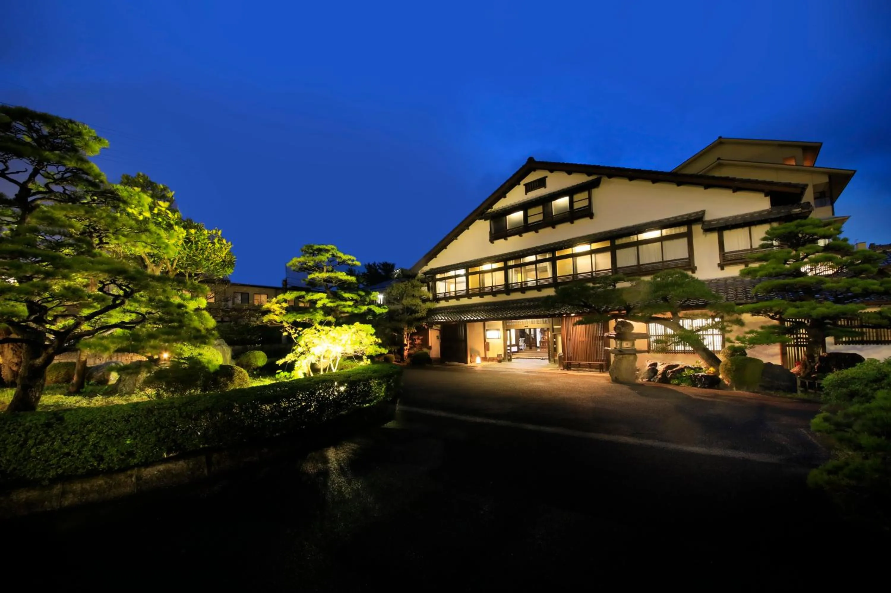 Property building in Kaike Fuga