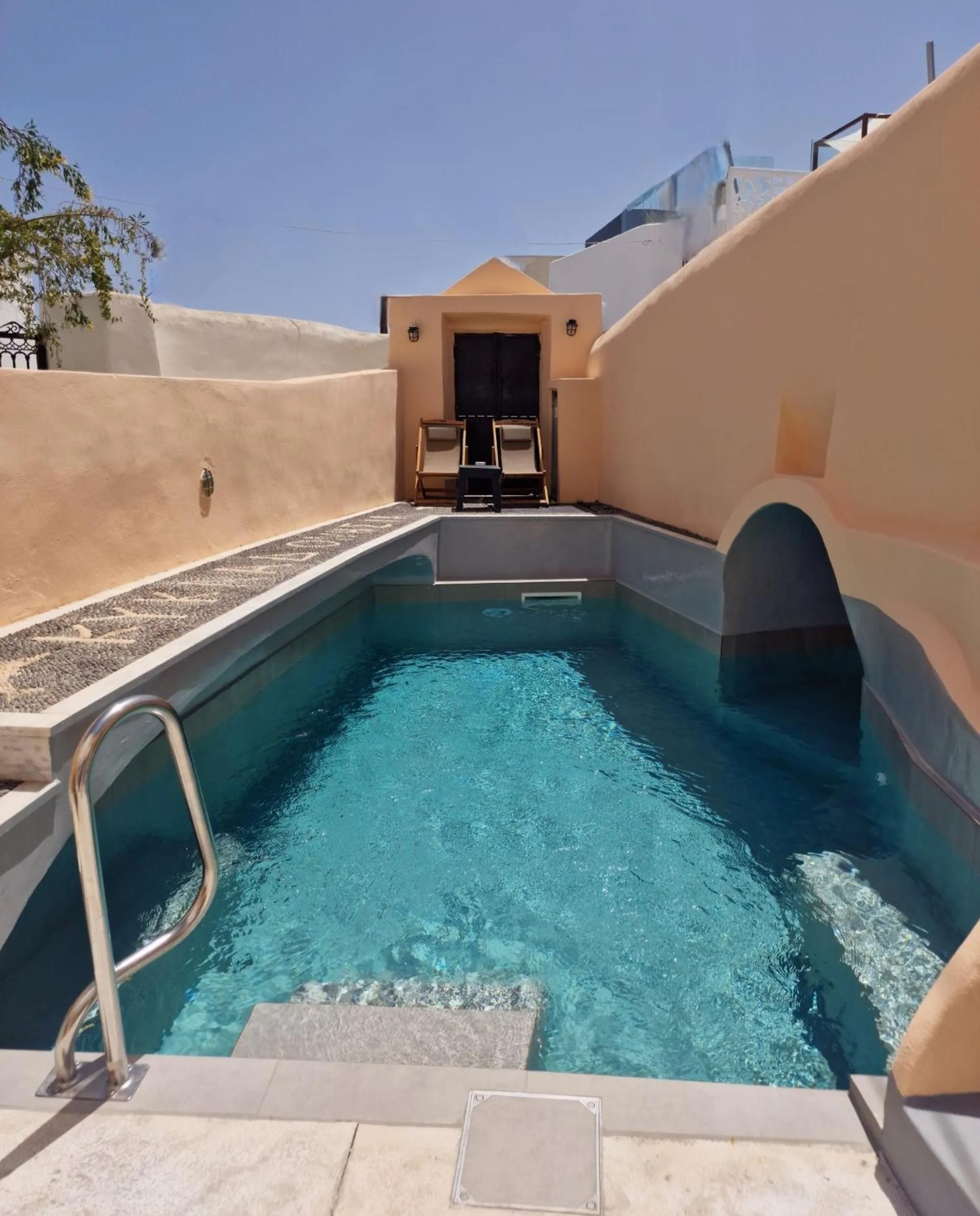 Swimming pool in Kykladonisia Traditional Settlement