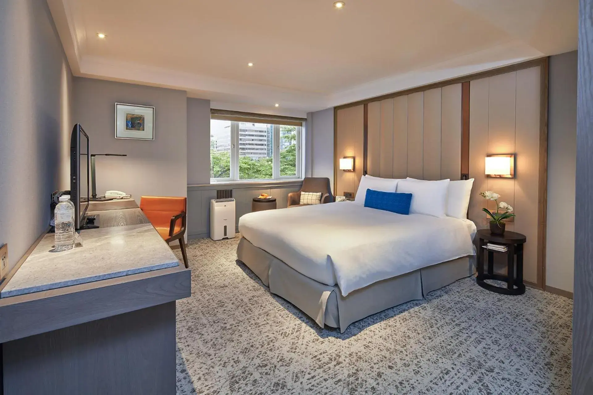 Photo of the whole room, Bed in Hotel Royal-Nikko Taipei Photo of the whole room, Bed in Hotel Royal-Nikko Taipei