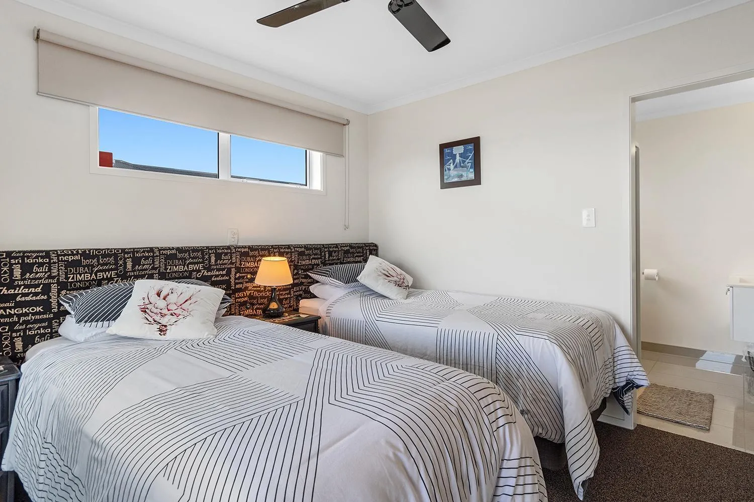 Bedroom, Bed in Omokoroa Sea View Apartment