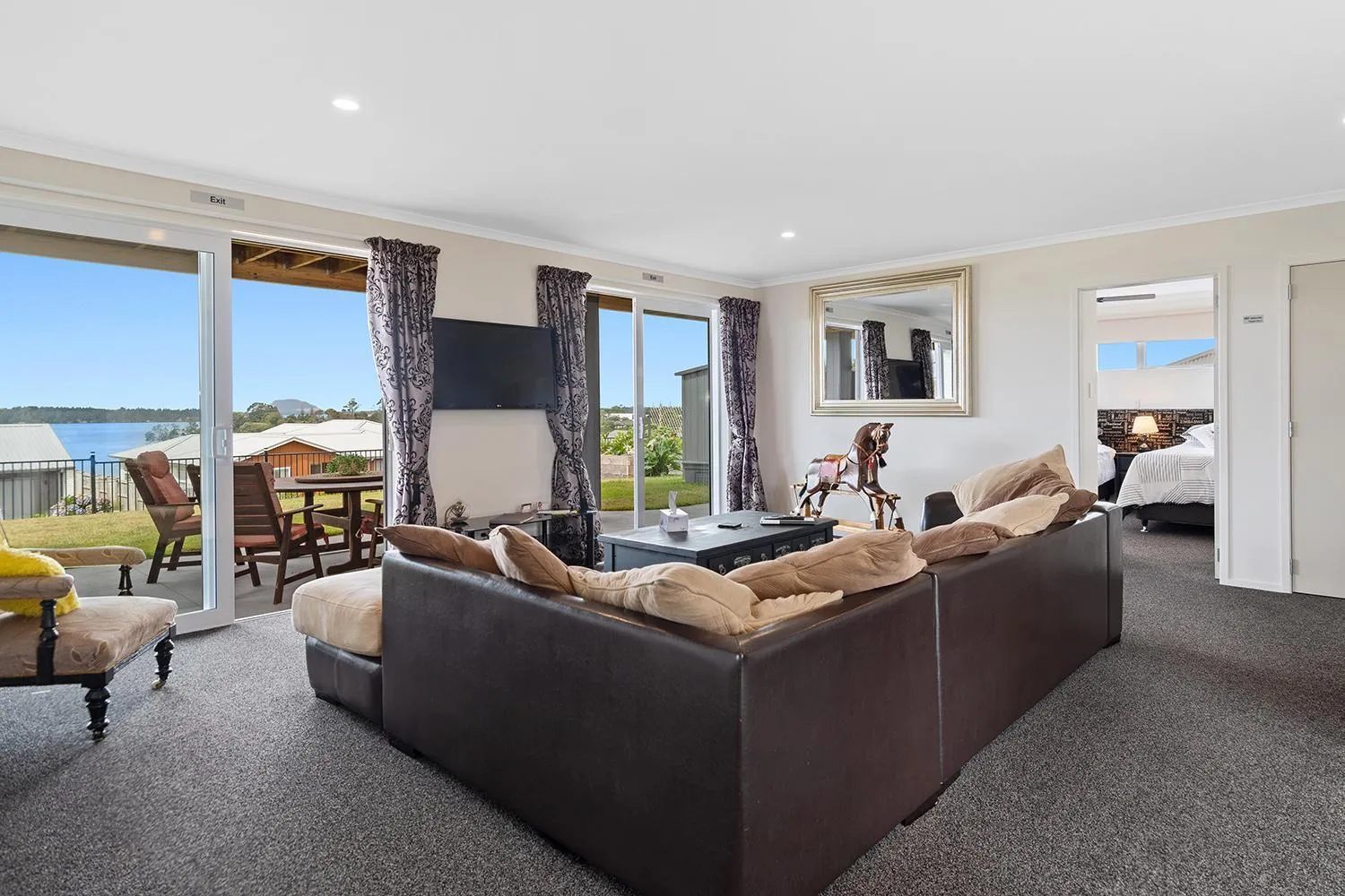 Seating area in Omokoroa Sea View Apartment