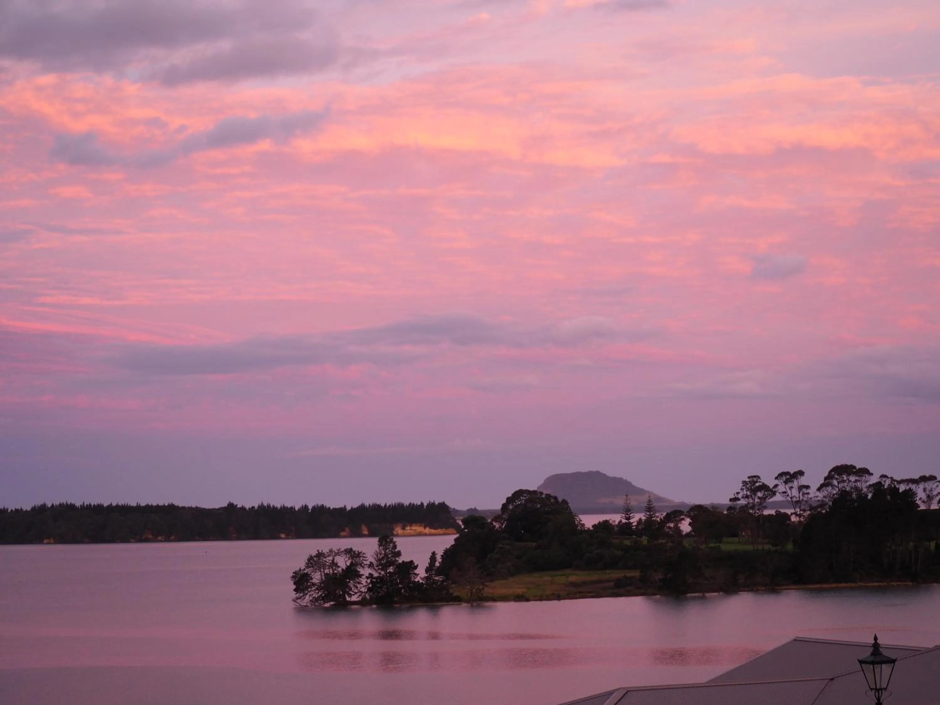 Sunrise in Omokoroa Sea View Apartment