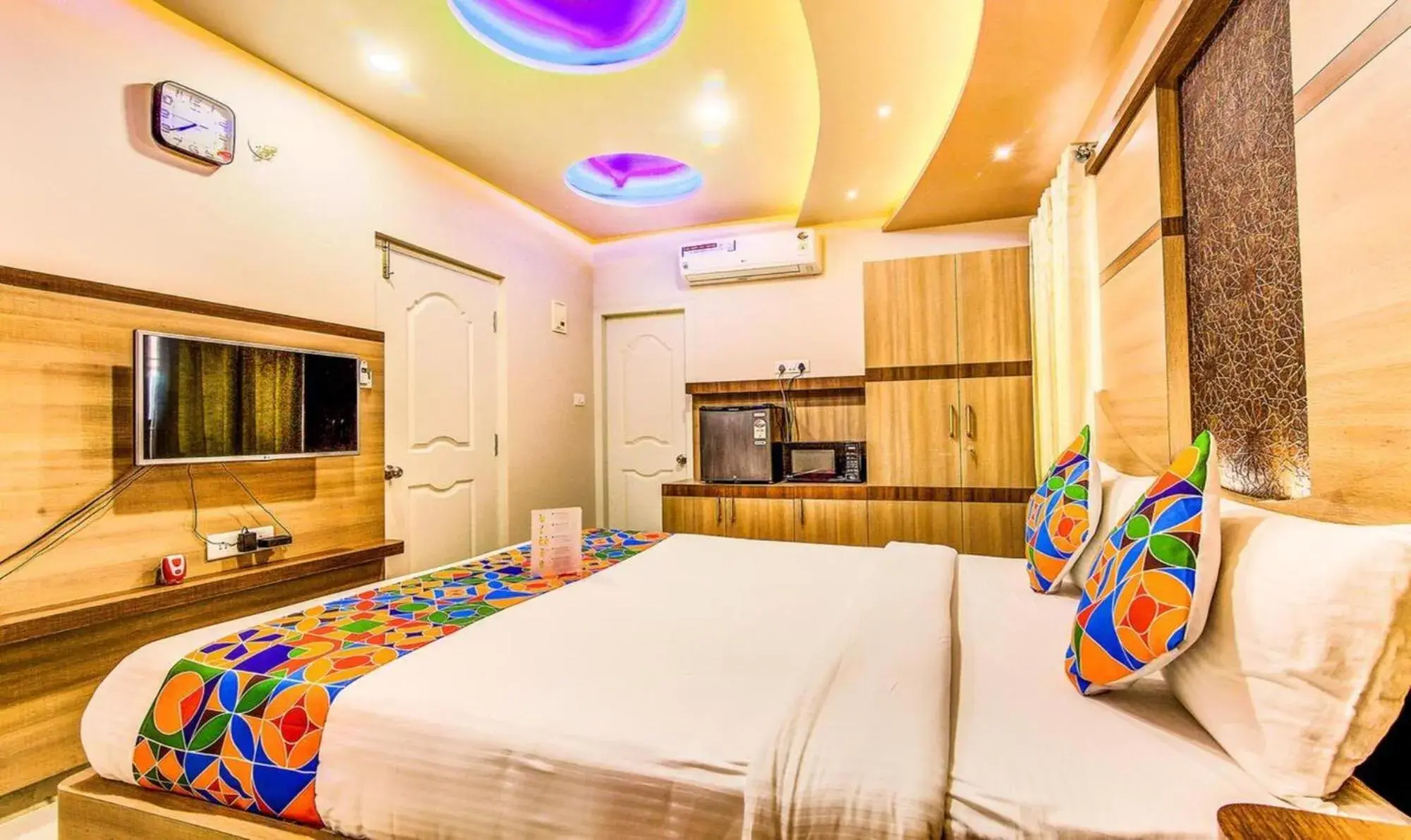 Bed in FabHotel Emara Boutique - Near Koramangala Bed in FabHotel Emara Boutique - Near Koramangala