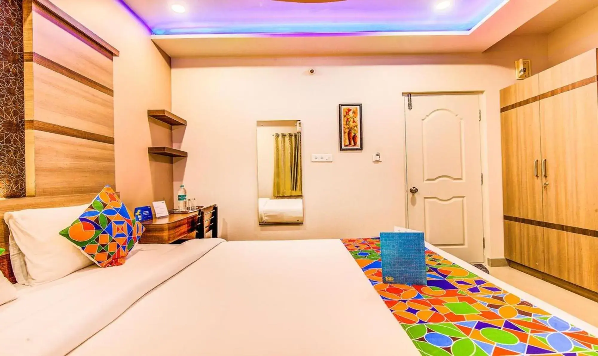 Bed in FabHotel Emara Boutique - Near Koramangala Bed in FabHotel Emara Boutique - Near Koramangala