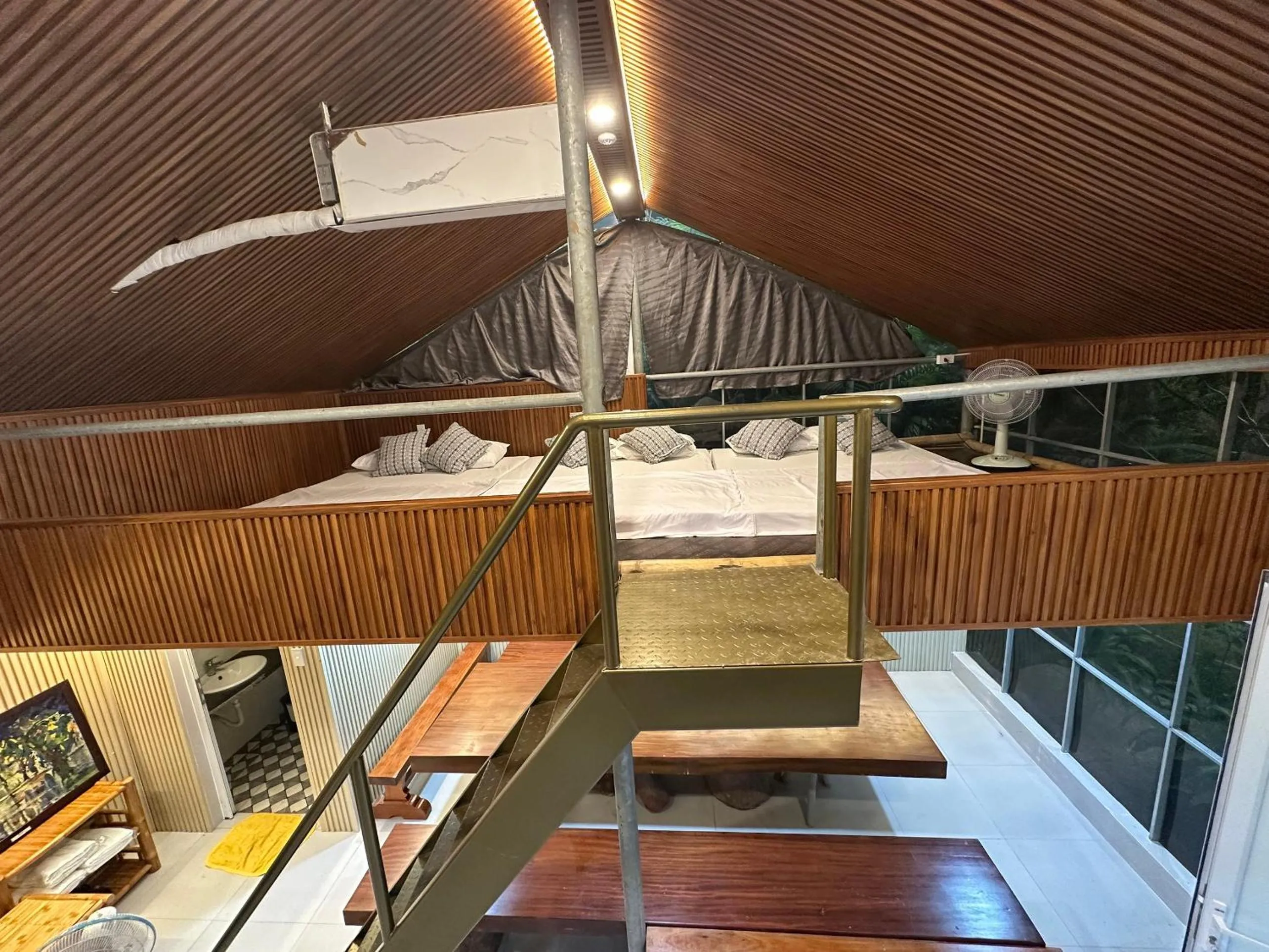 Bed in Ngoc Linh Villas