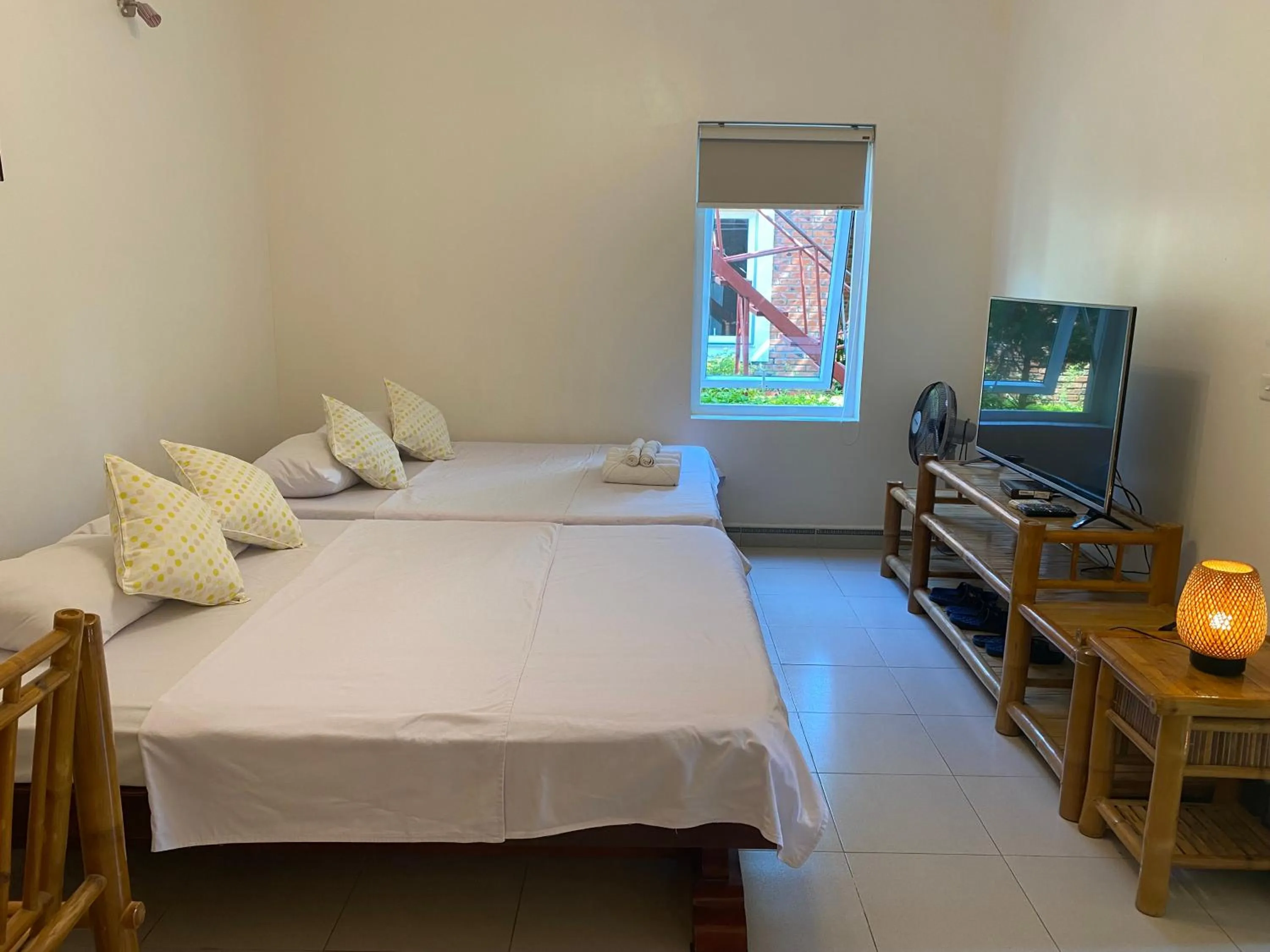 TV and multimedia, Bed in Ngoc Linh Villas