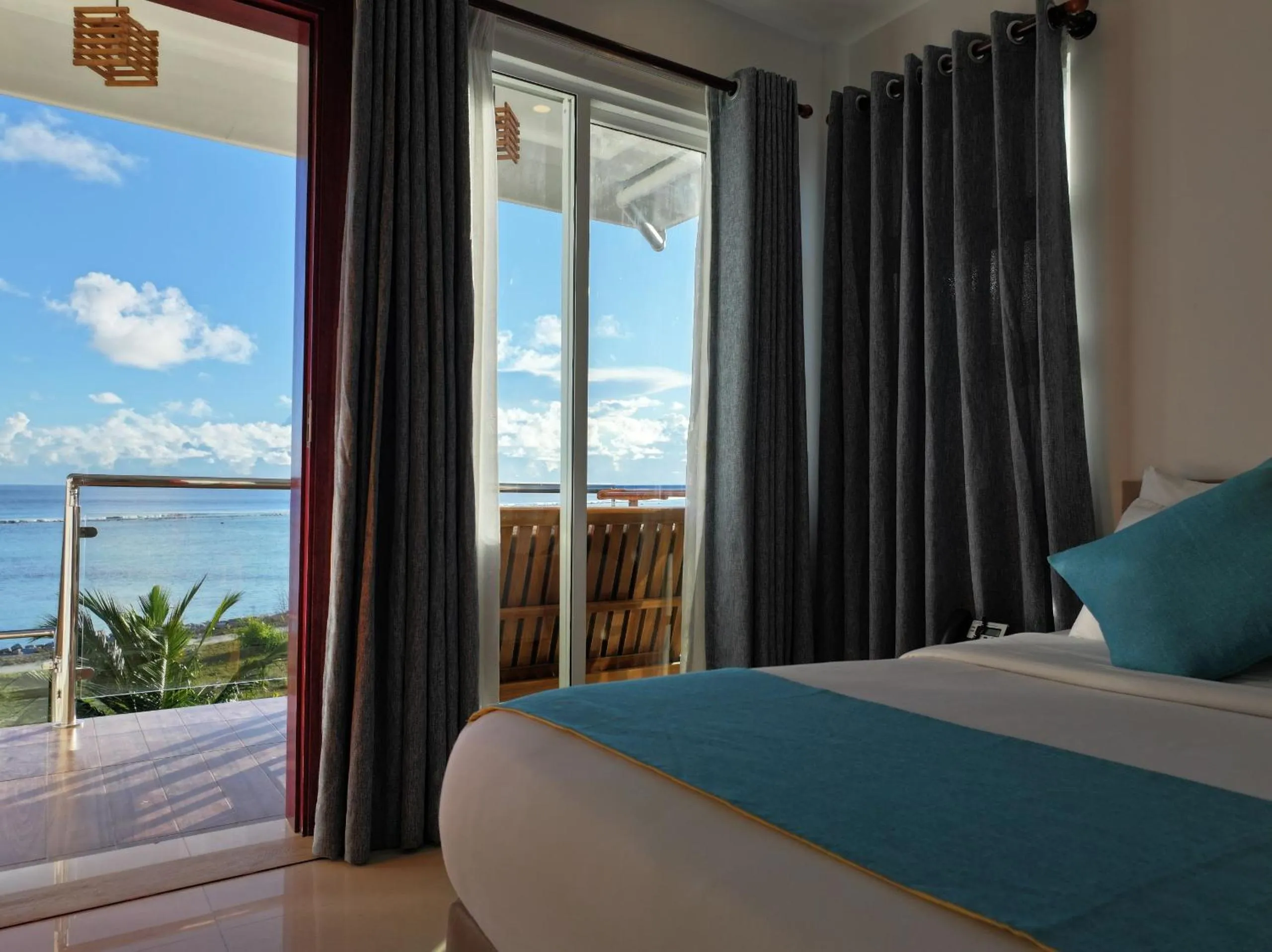 Balcony/Terrace, Bed in Reef Edge Thulusdhoo, Maldives