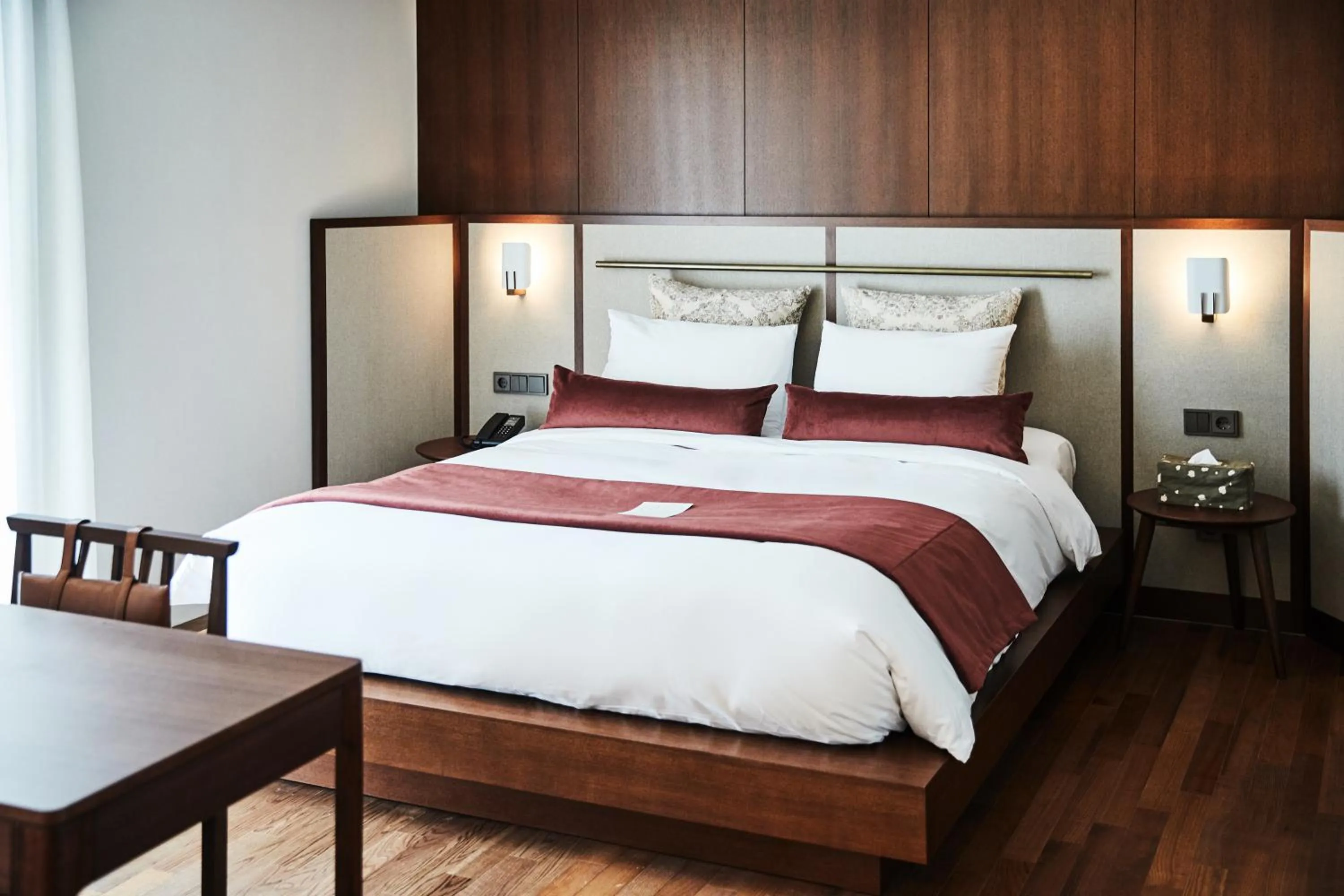 Bed in La Casa Hotel Seoul