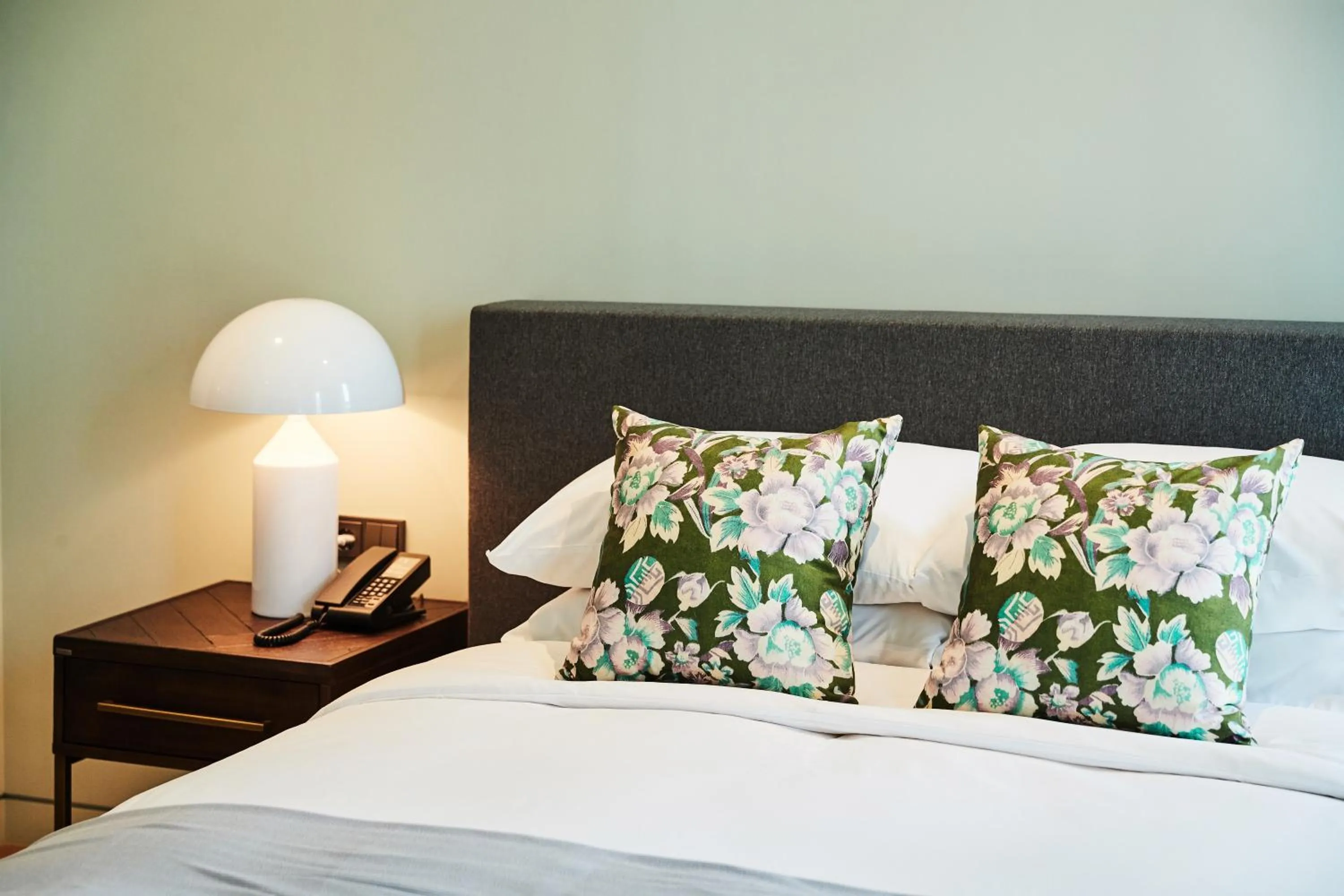 Bed in La Casa Hotel Seoul