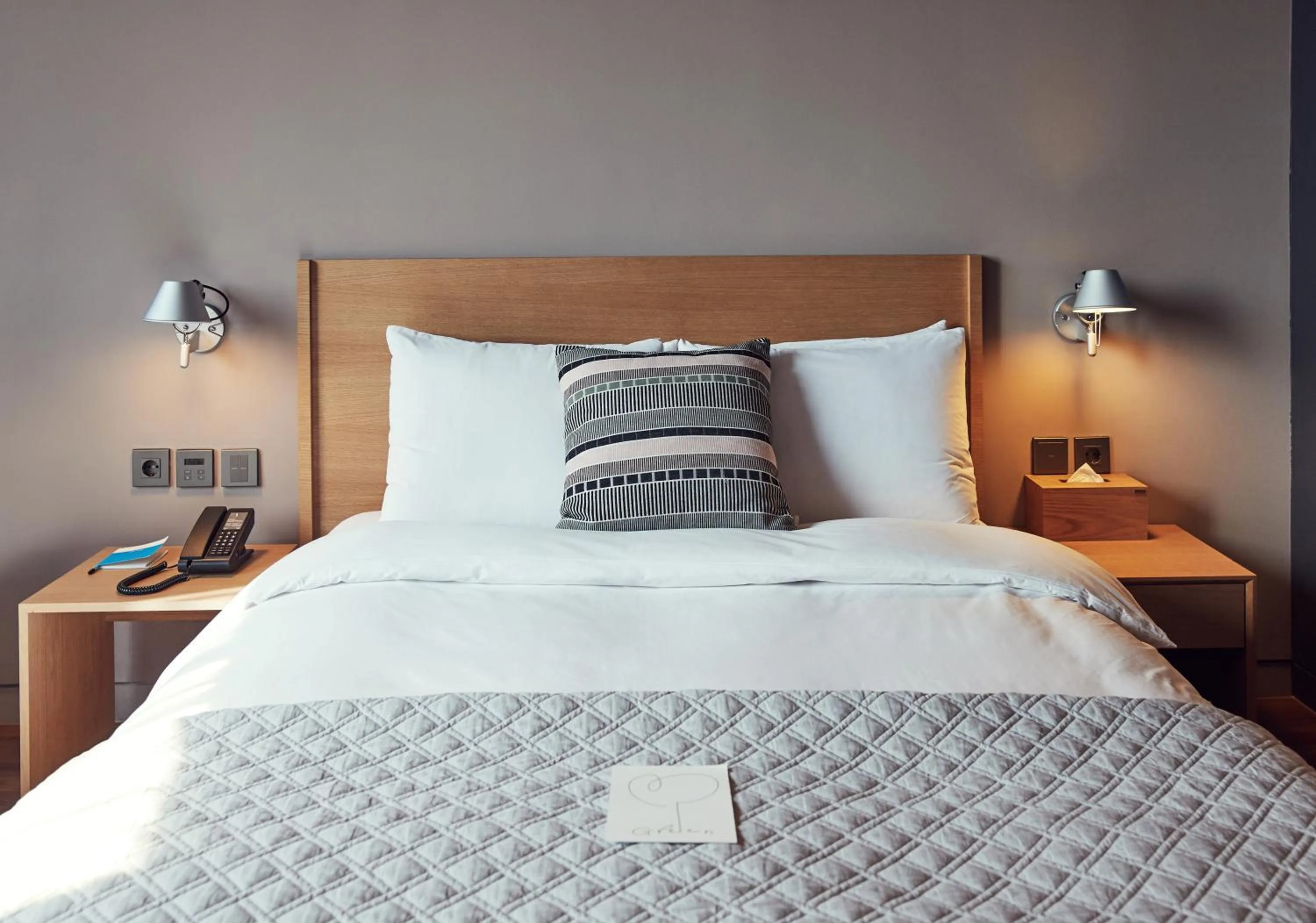 Bed in La Casa Hotel Seoul