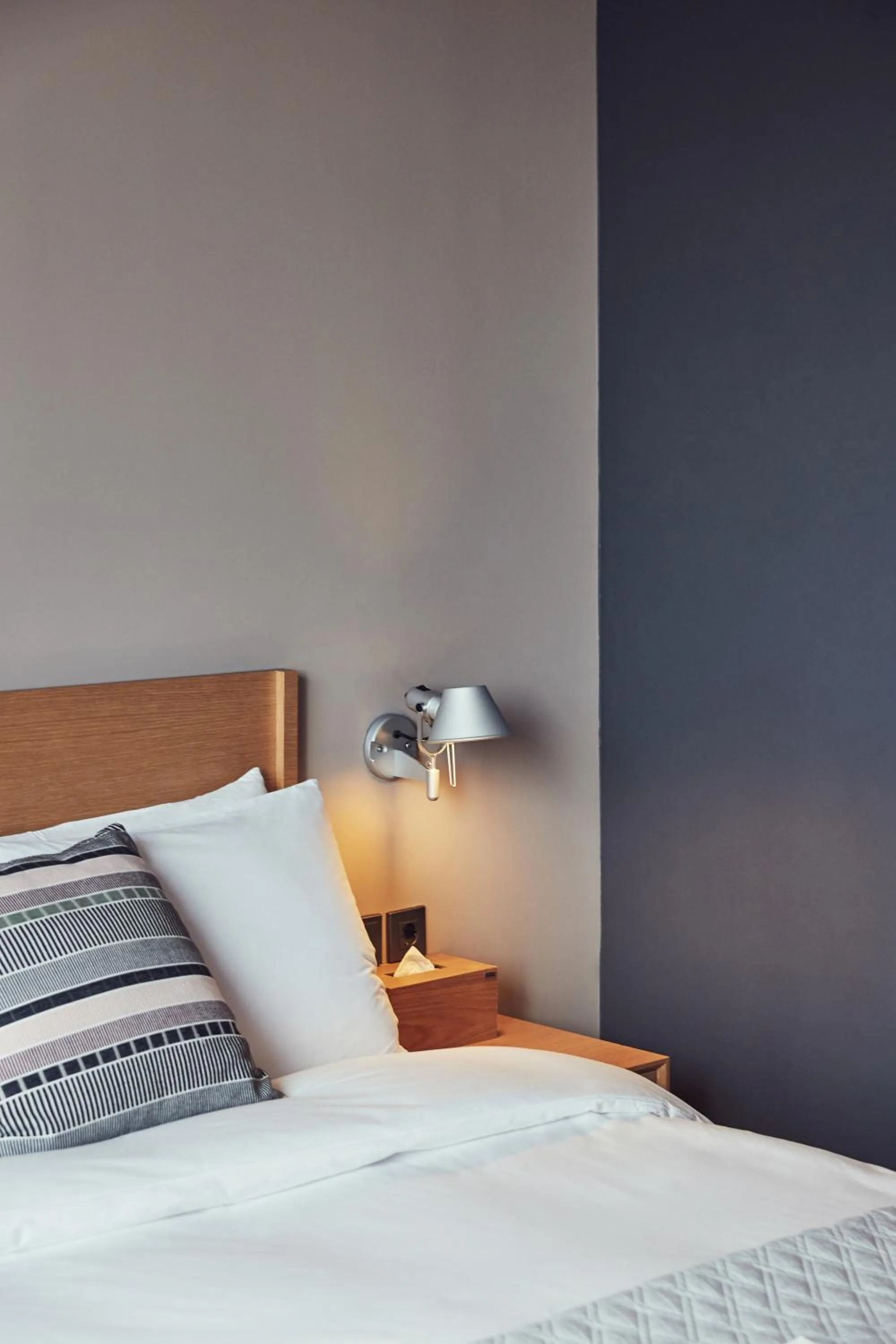 Bed in La Casa Hotel Seoul