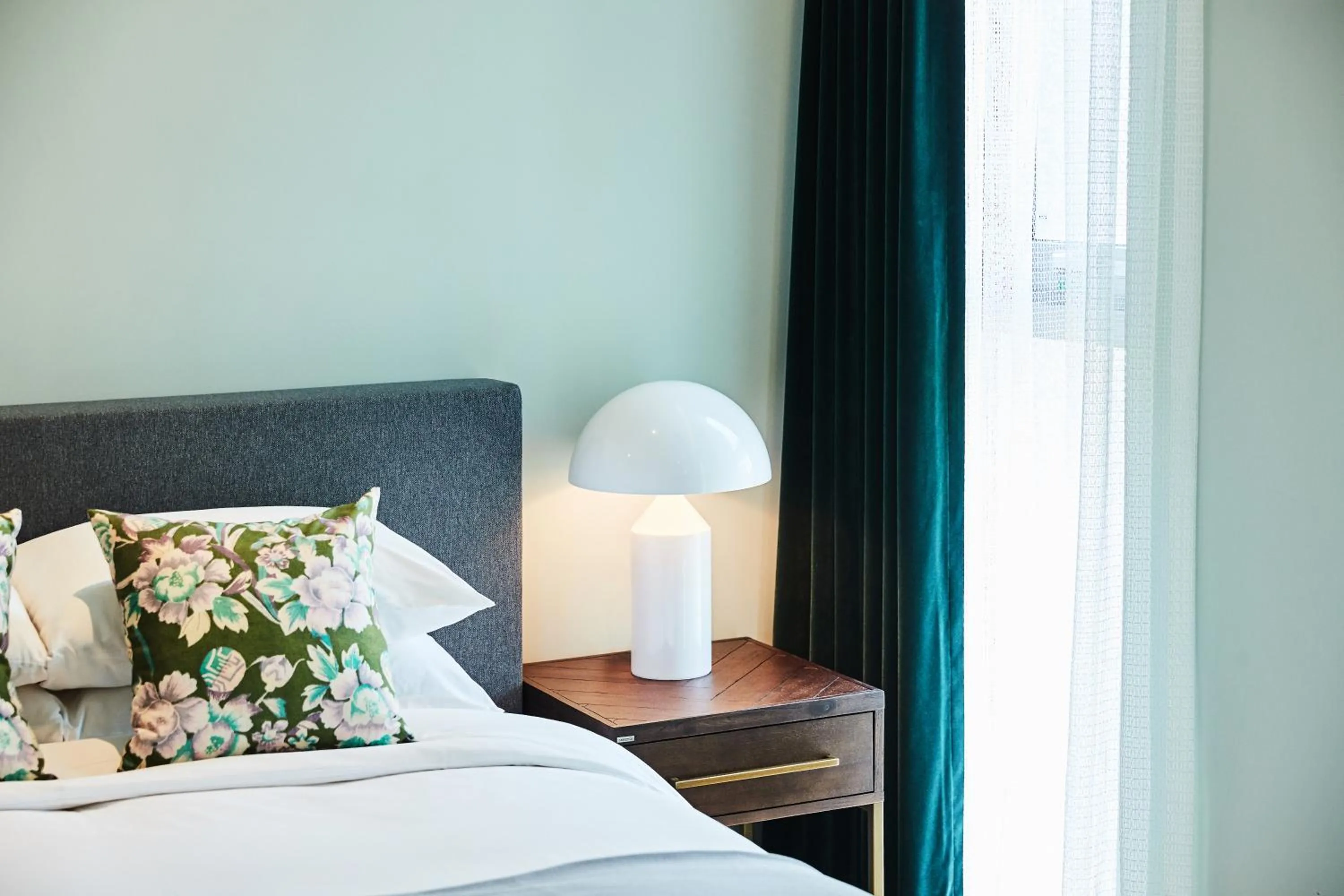 Bed in La Casa Hotel Seoul