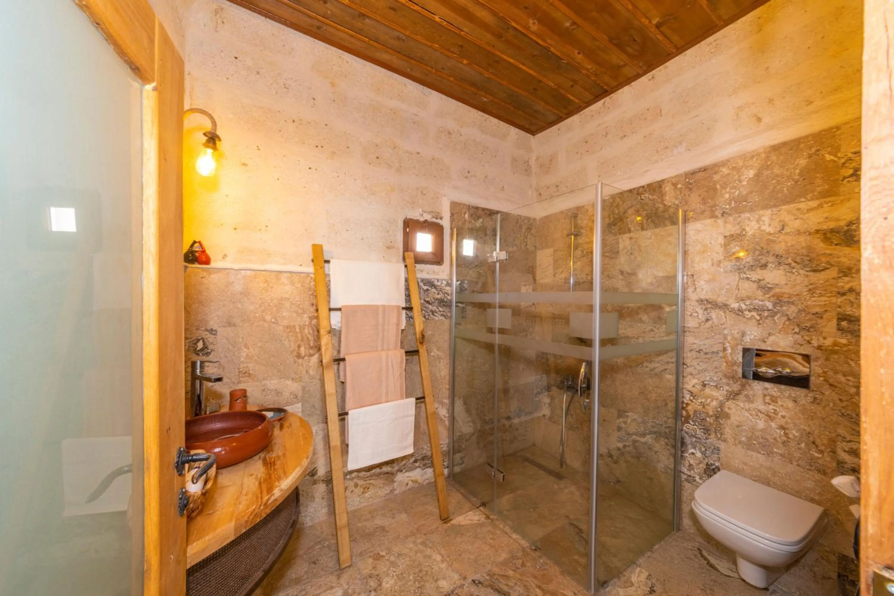 Toilet in terracota hotel