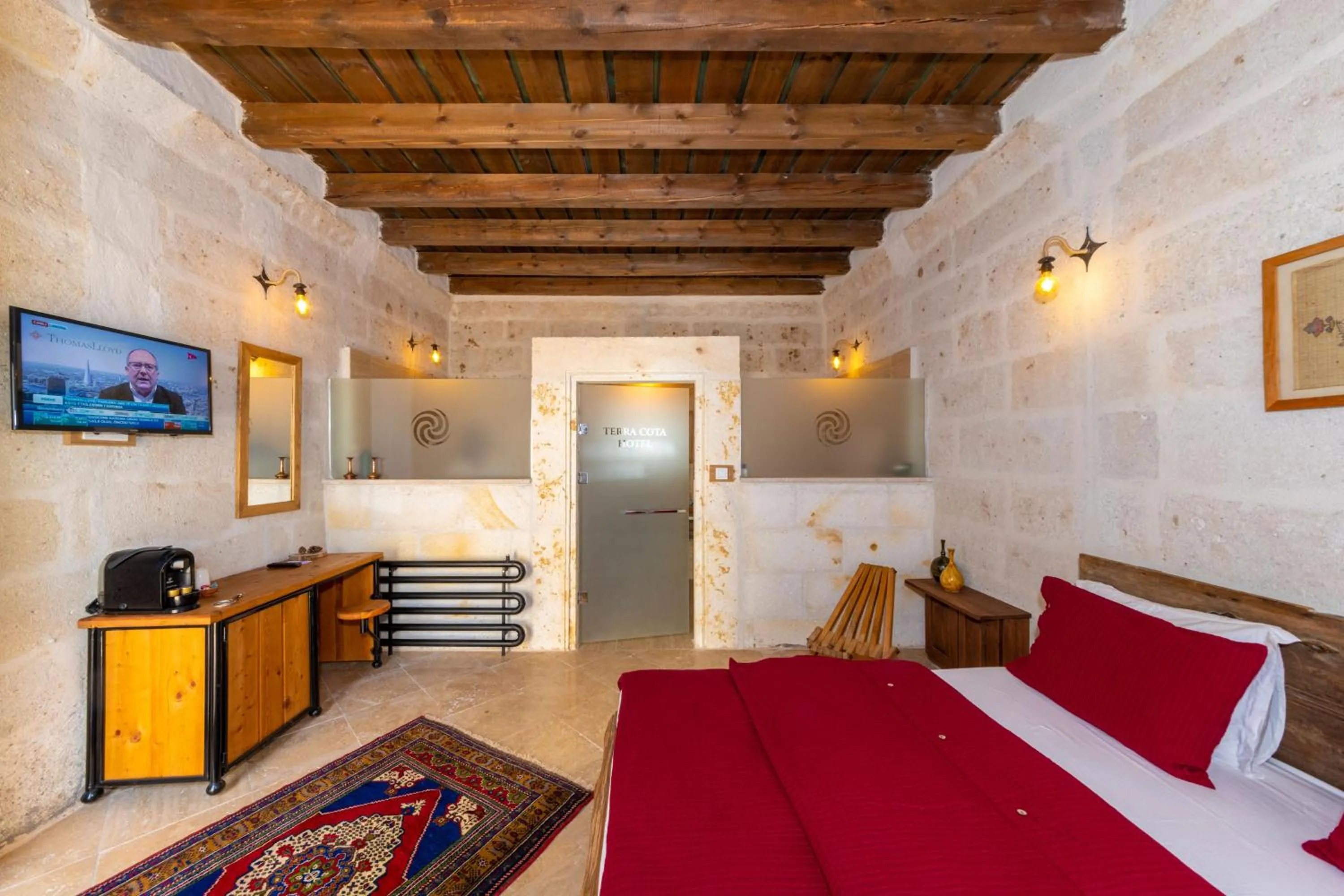 Coffee/tea facilities, Bed in terracota hotel