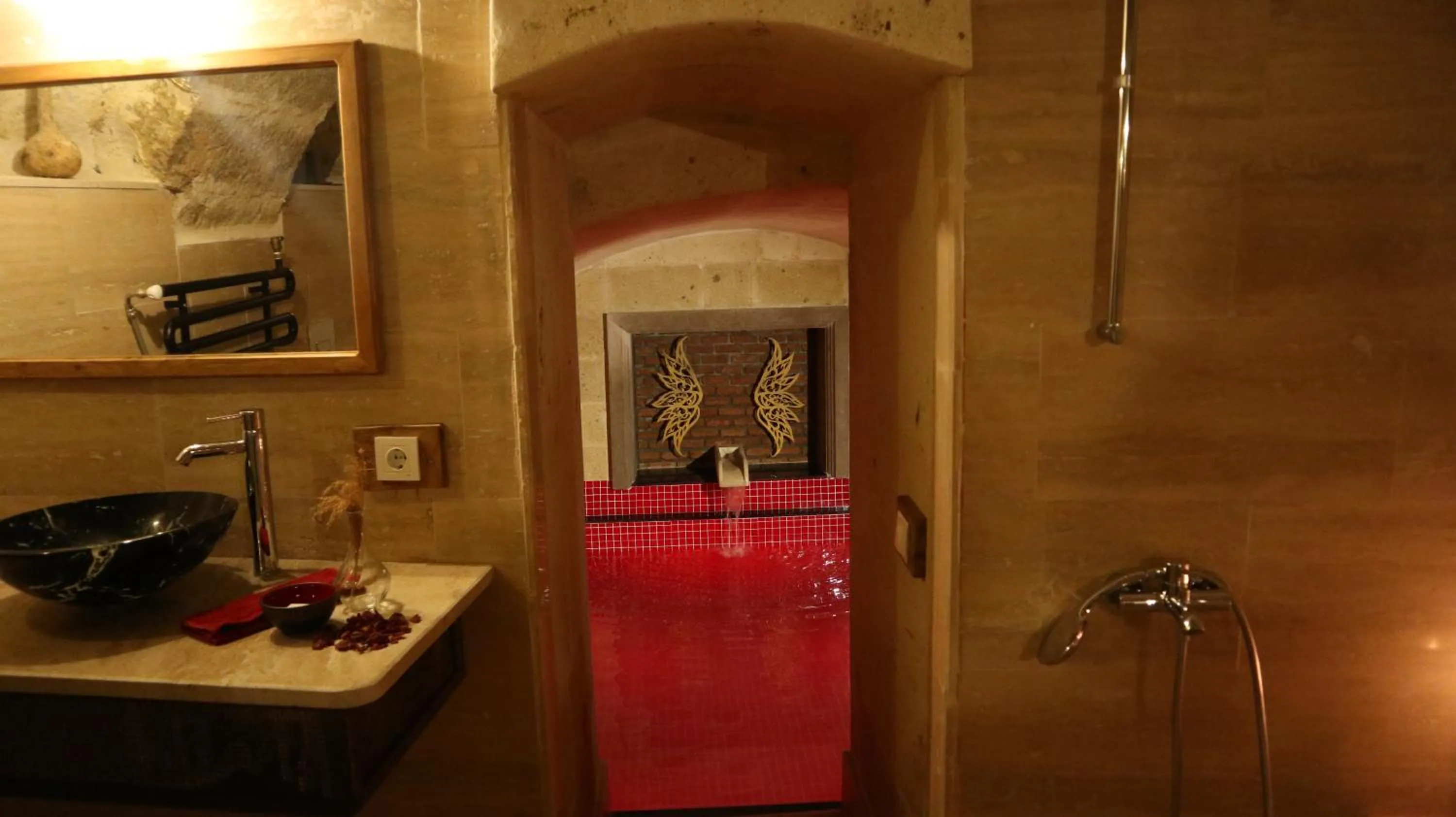 Bathroom in terracota hotel