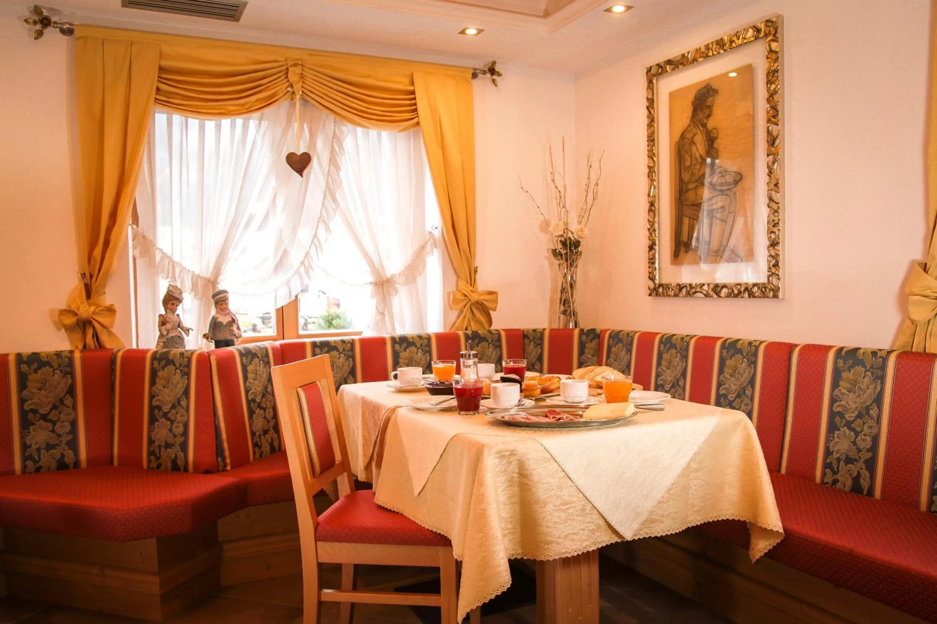 Buffet breakfast in Garnì Prà Fiorì