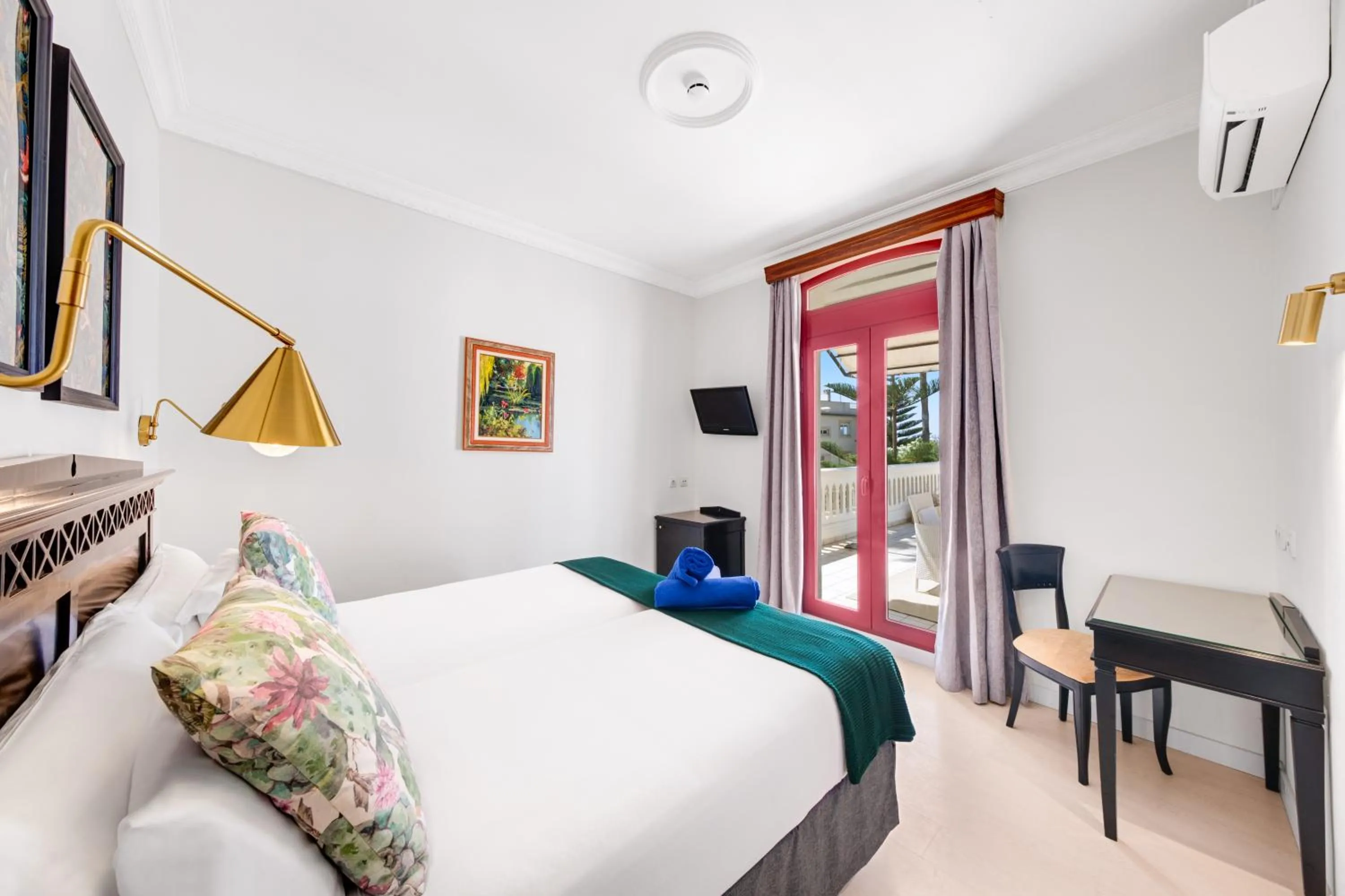 Bed in Hotel Ciutat Jardi