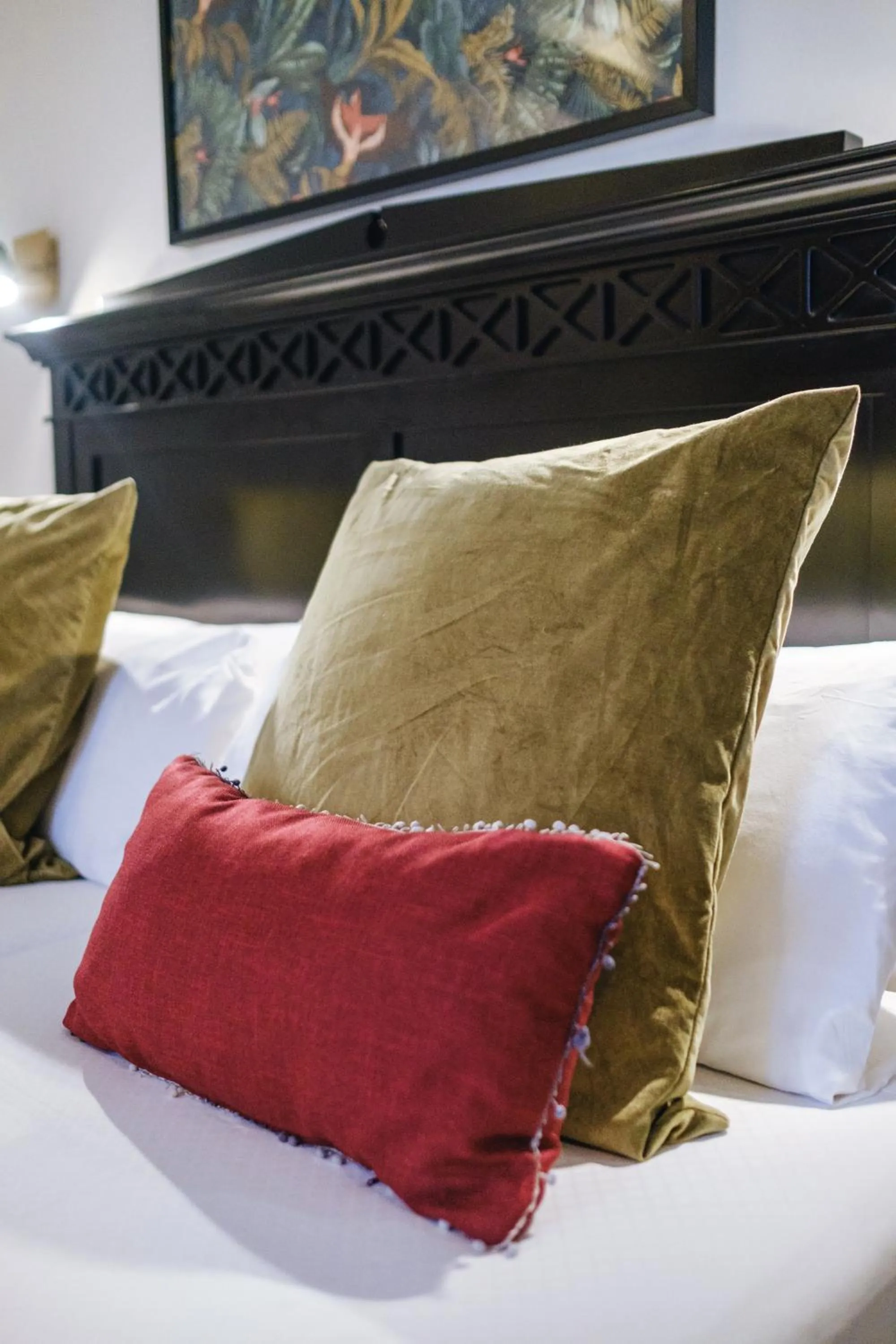 Decorative detail, Bed in Hotel Ciutat Jardi