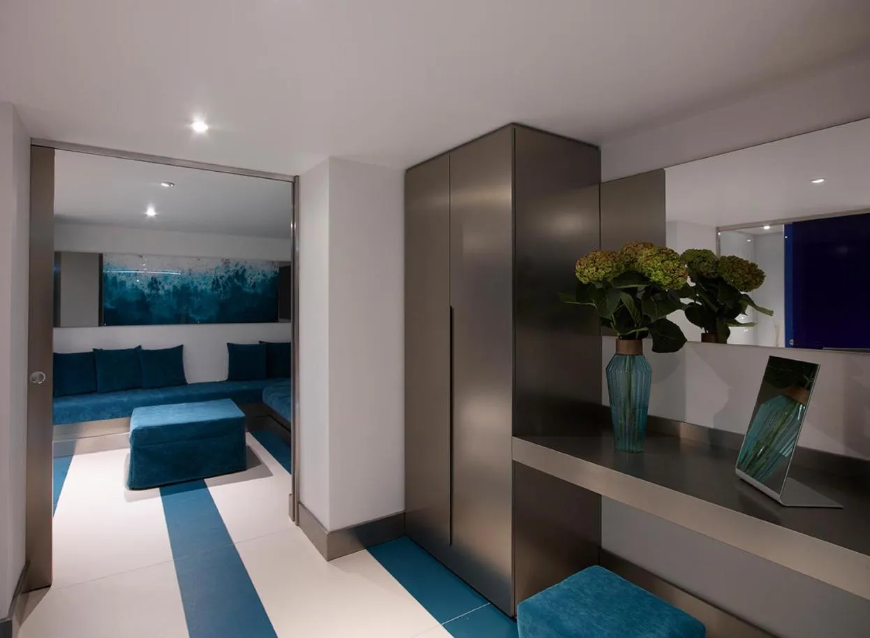 Living room, Bed in I Resort Beach Hotel & Spa