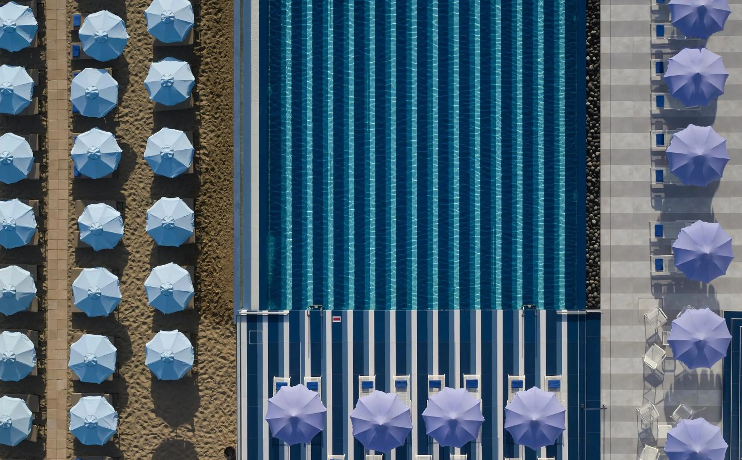 Swimming pool in I Resort Beach Hotel & Spa