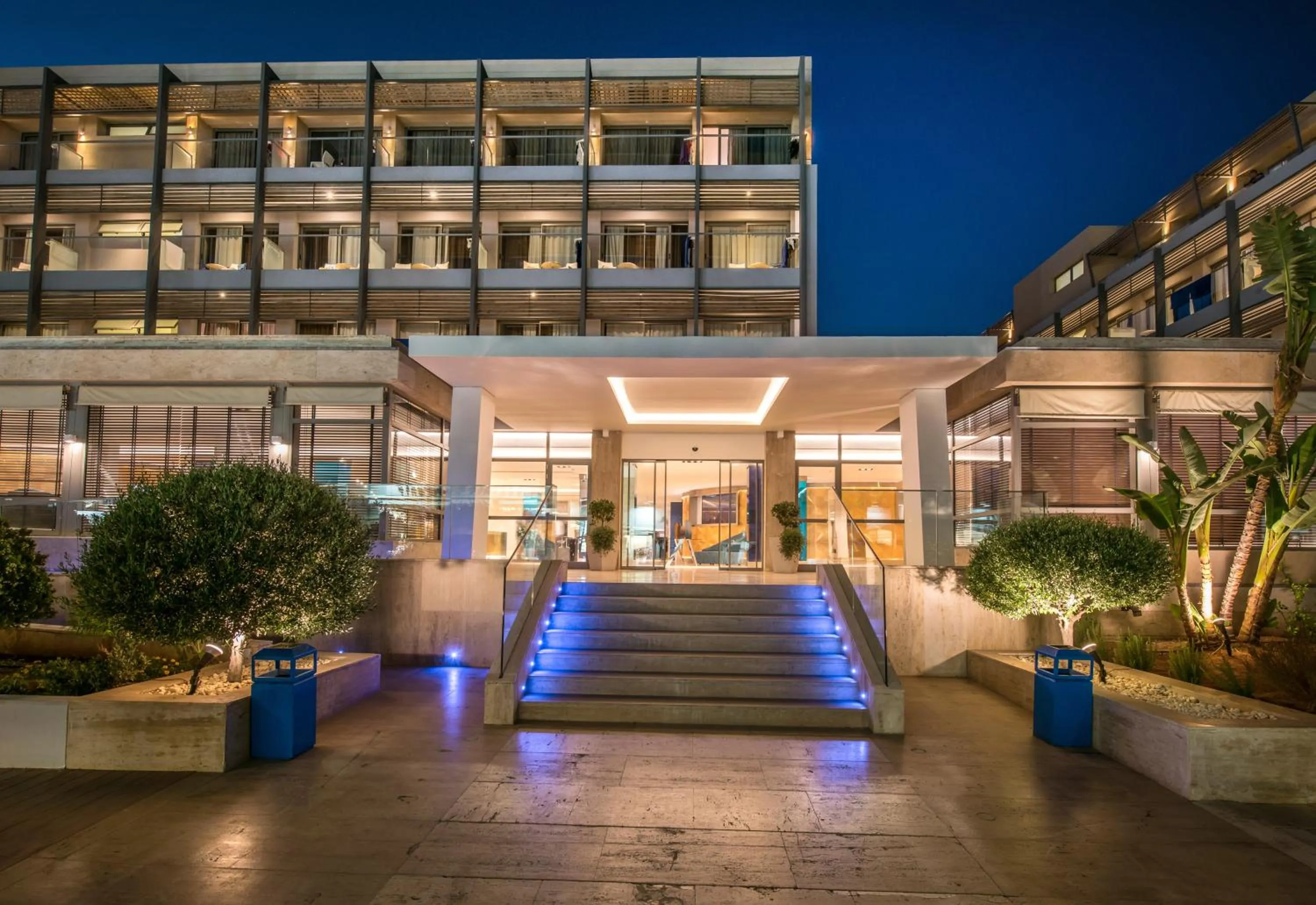 Facade/entrance in I Resort Beach Hotel & Spa